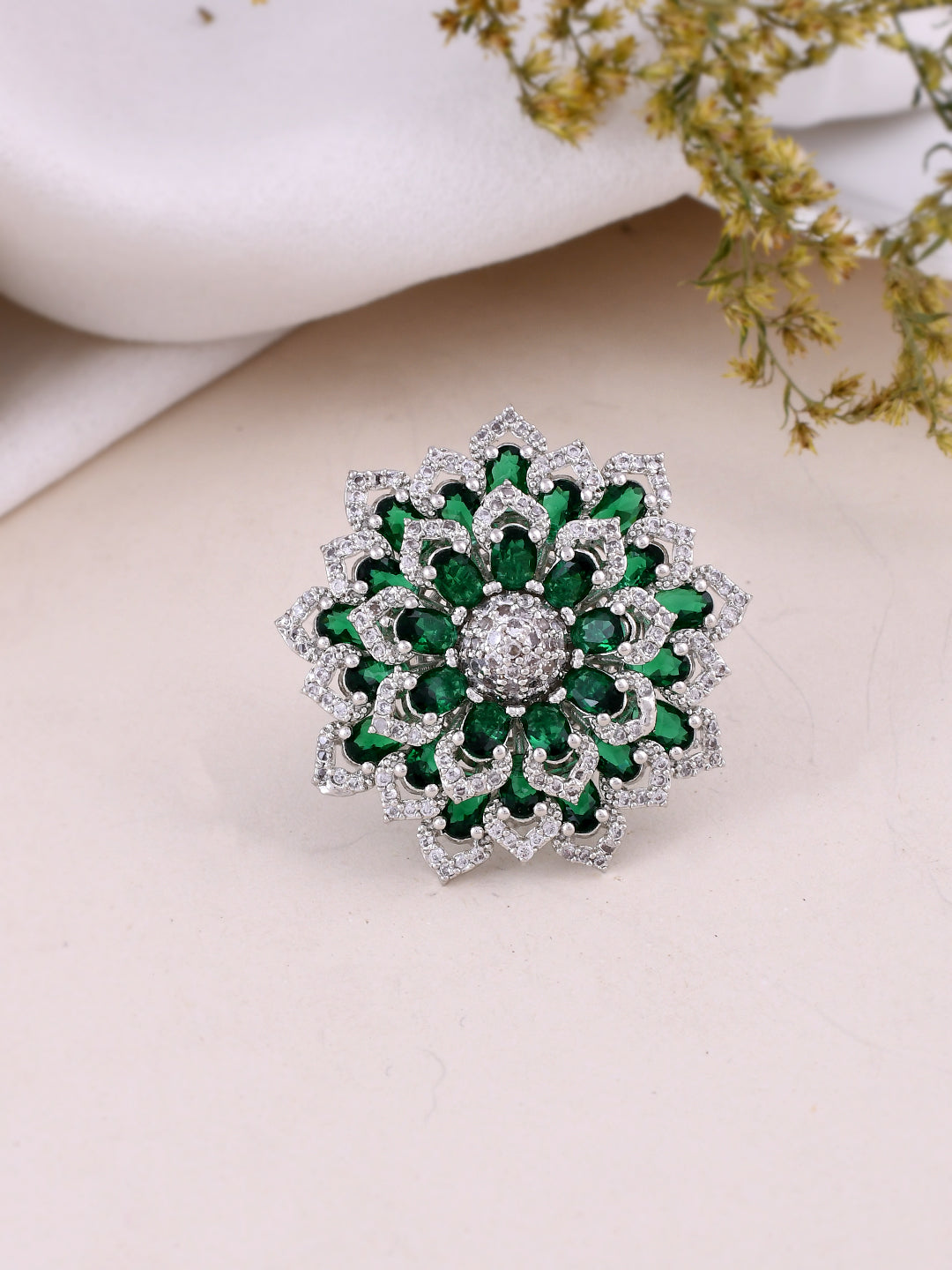 Green stone deals finger ring design