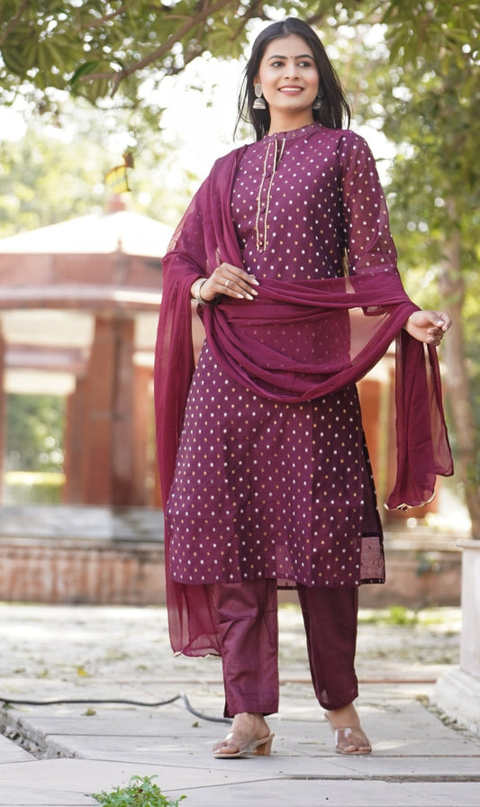 Women Zari Work Pure Chanderi Silk Kurta Set With Dupatta for Women Online