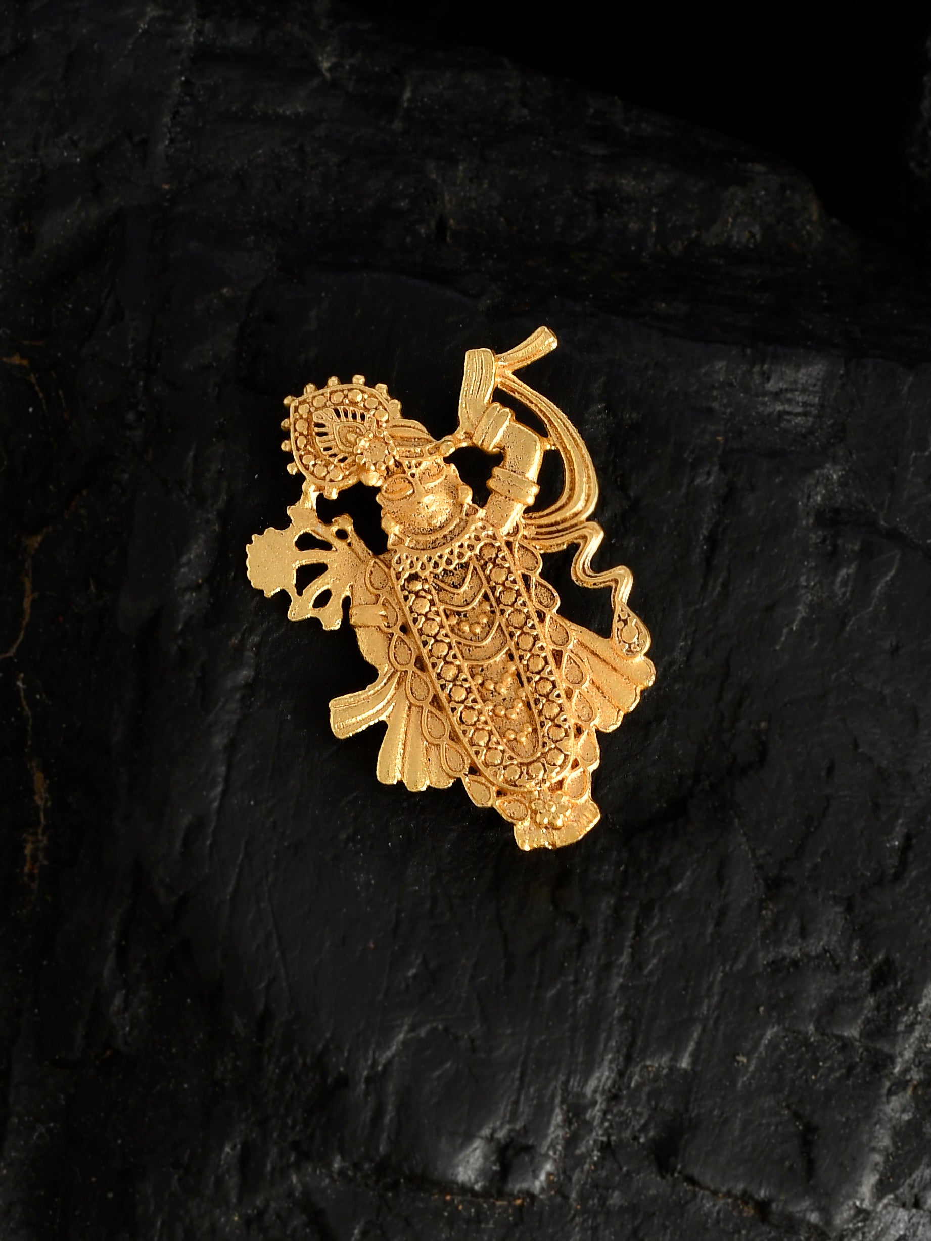 Gold plated saree pin brooch