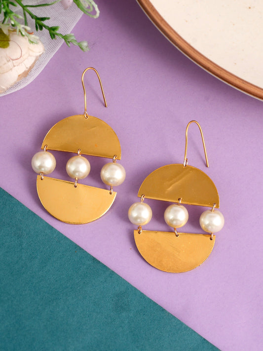 Gold-plated Pearls Contemporary Drop Earrings for Women Online
