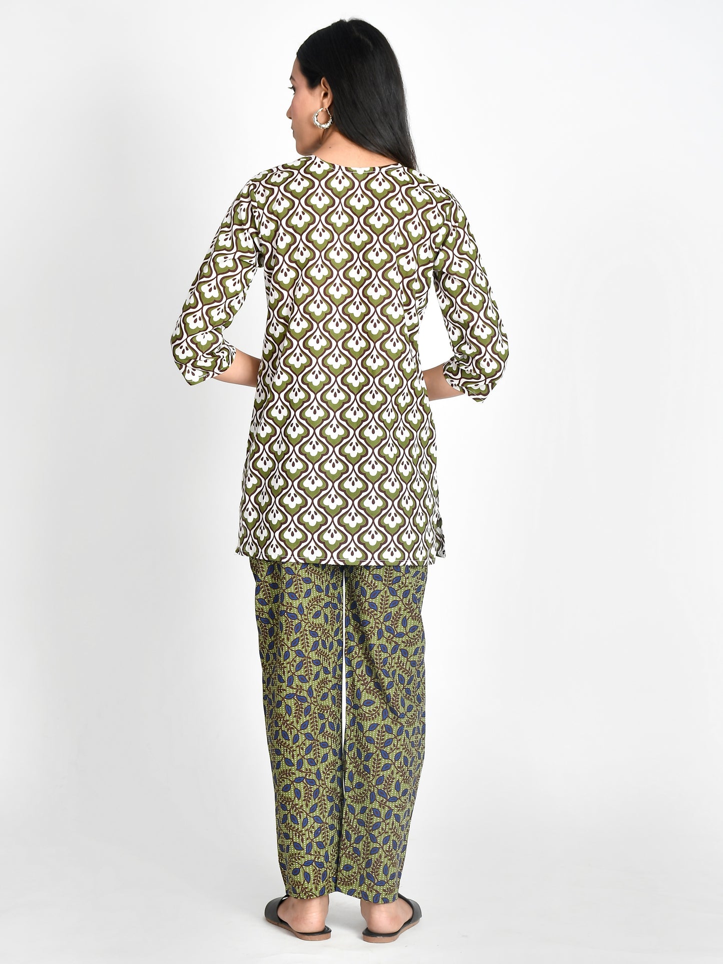 Stay cool and comfortable all night long in our Pure Cotton printed Night suit for girls/Women. Made with 100% cotton, this night suit is soft and breathable, ensuring a restful sleep. The vibrant prints add a touch of style while the cotton fabric provides ultimate comfort. Sleep soundly in our Pure Cotton printed Night sui
