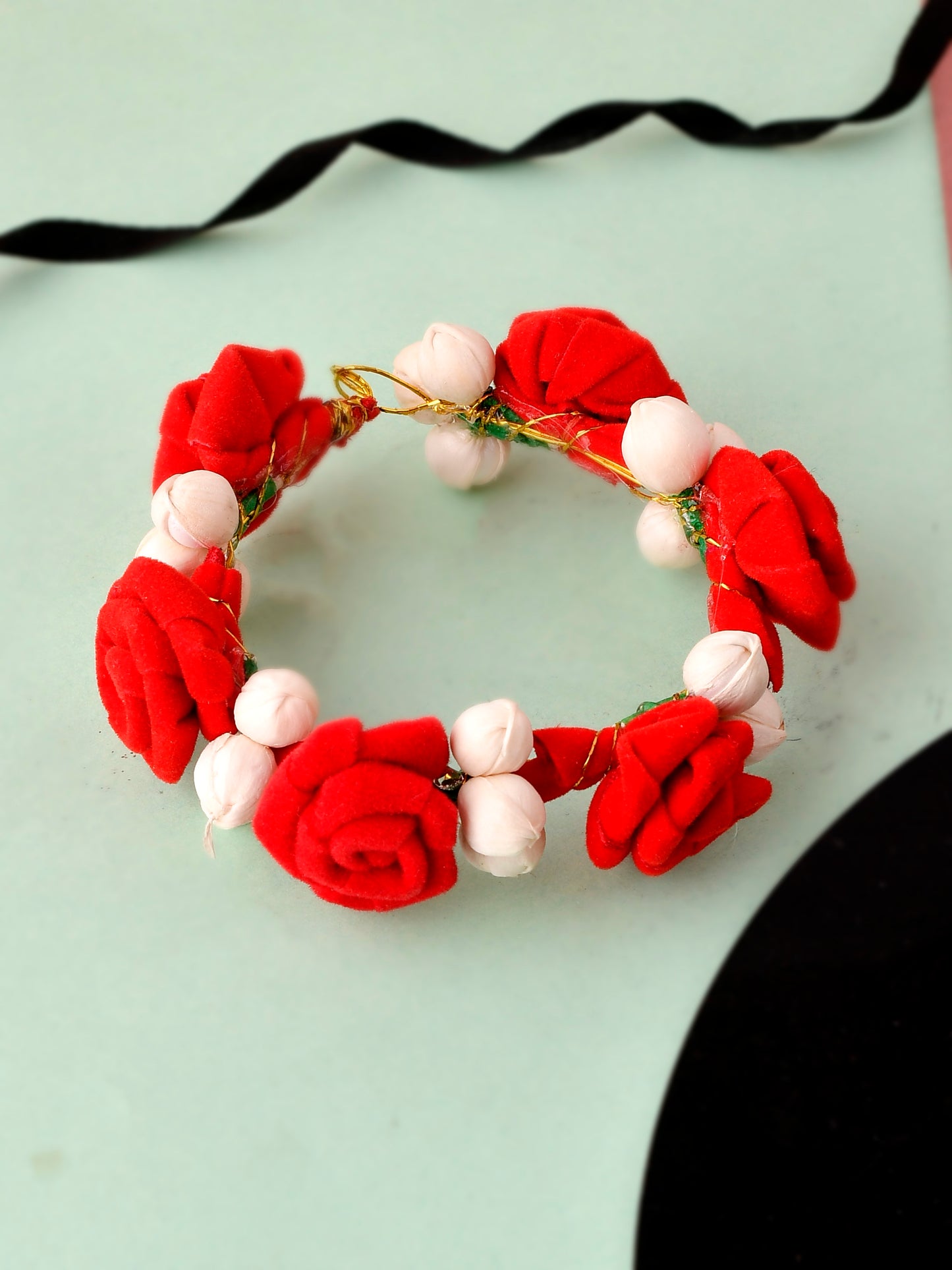 Women Red Gold Tone Embellished Hair Accessory Set