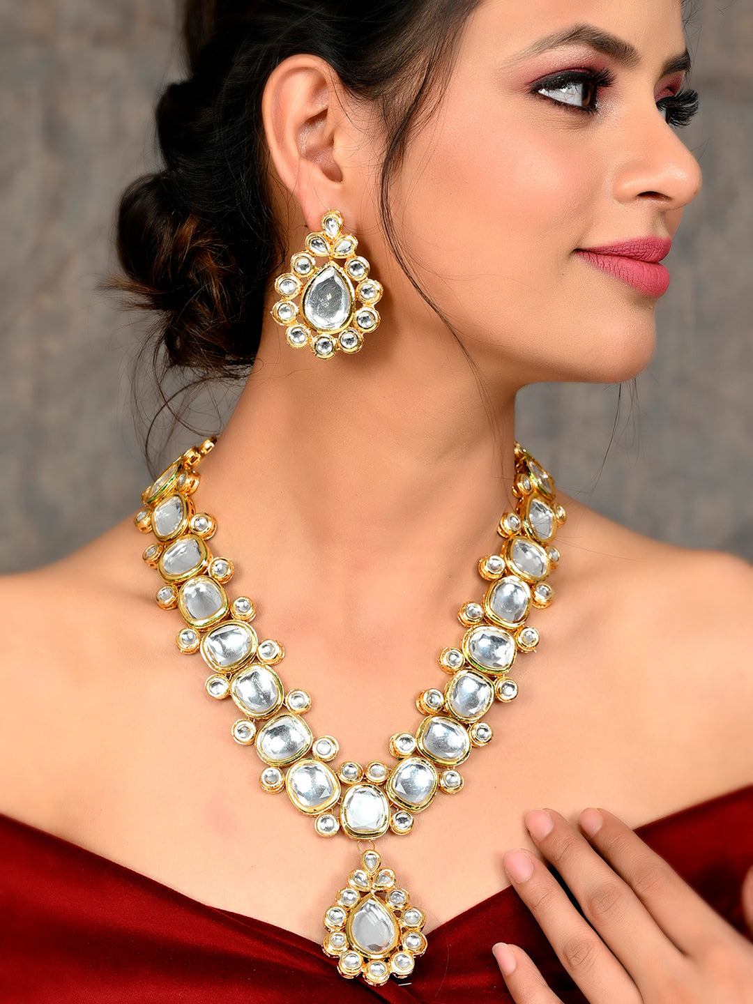 Gold Plated Heavy Kundan Bridal Jewellery Set - Main Image
