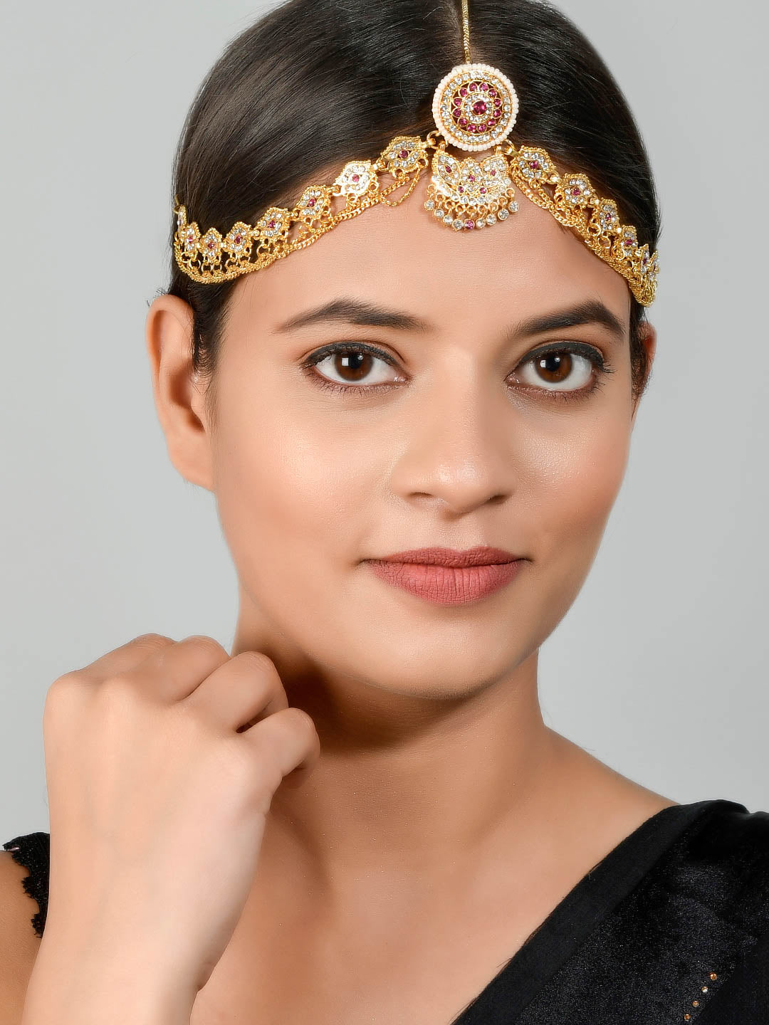Gold plated Traditional Jhalar Stone Stubbed Mathapatti Borla