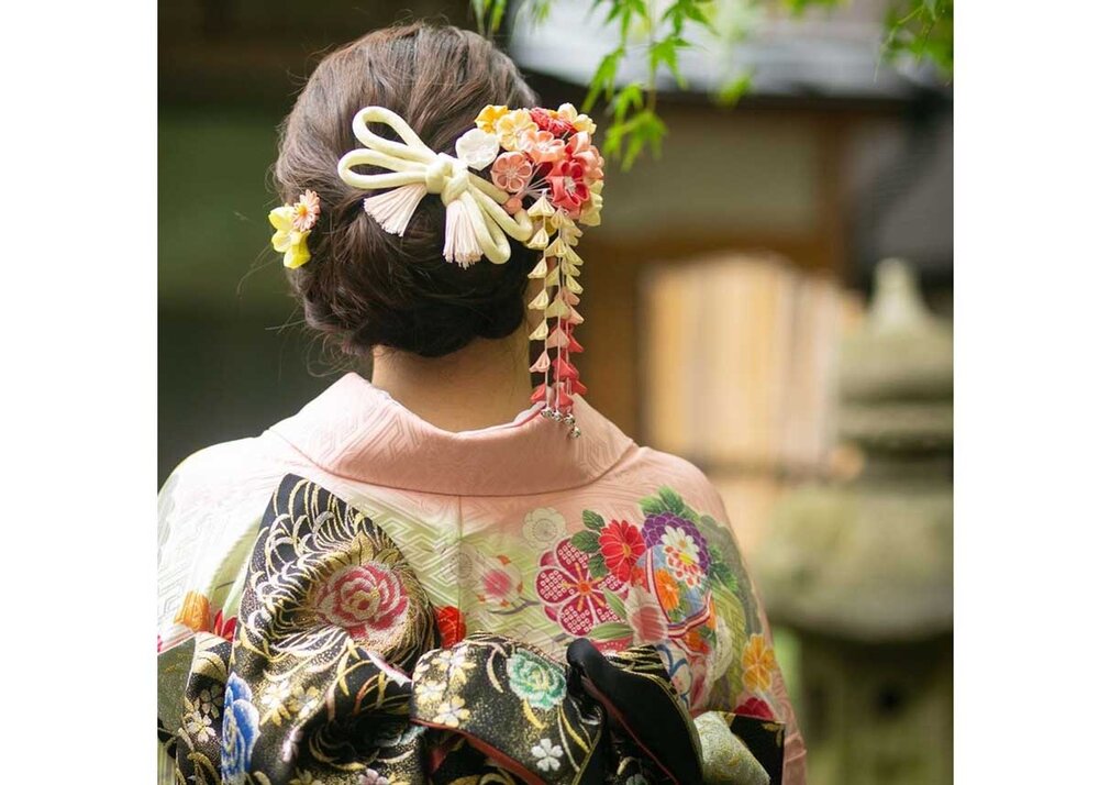 What are traditional Japanese Hair Accessories?