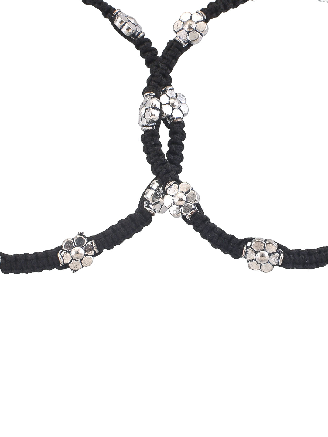 Trending Silver-Plated Flowers Beaded Threaded Anklet