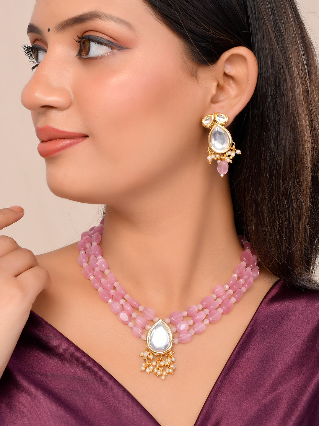 Kunden Pendant studded  Pink stone chain necklace with earring