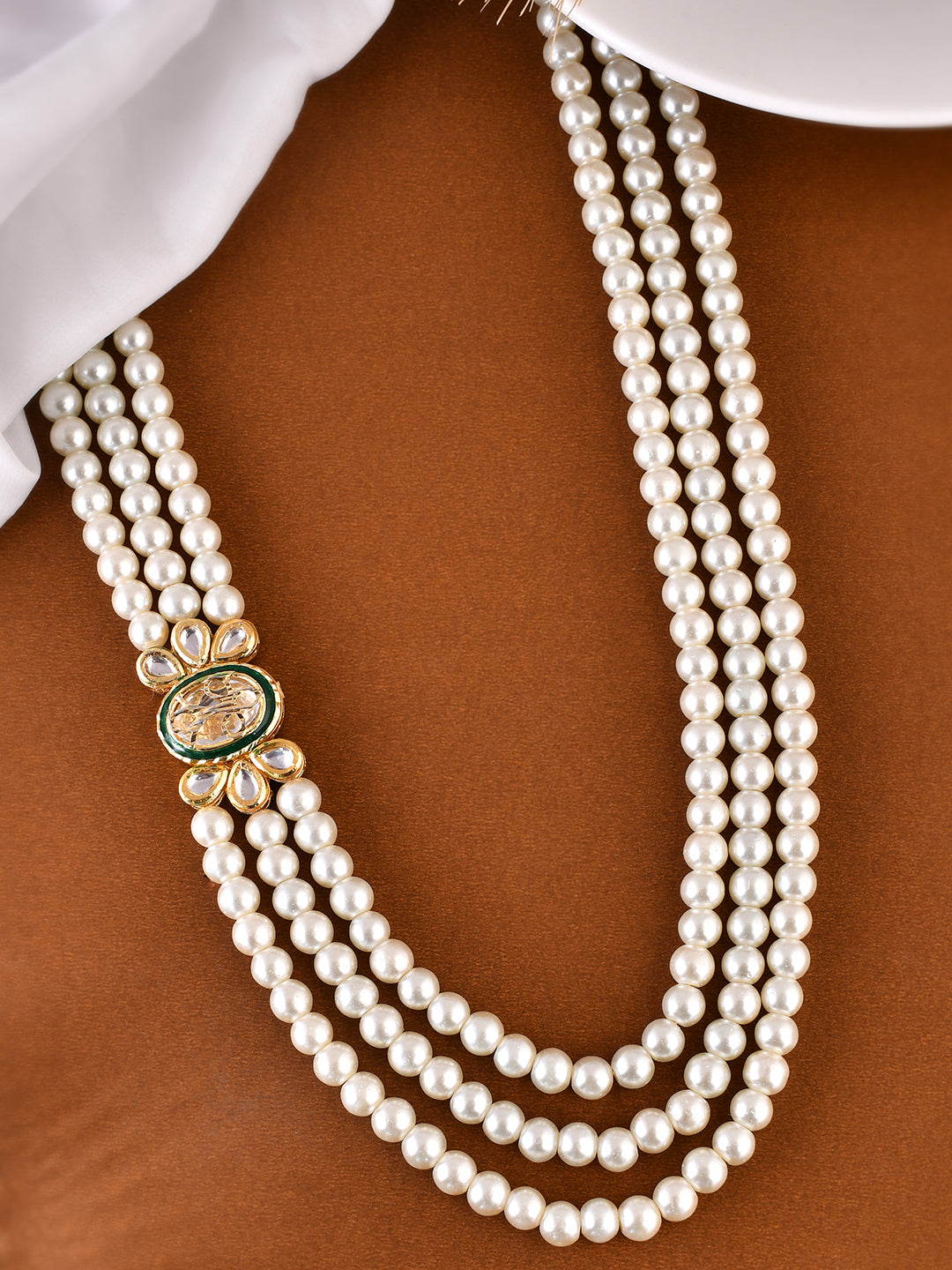Pearl Necklace with Gold Accents