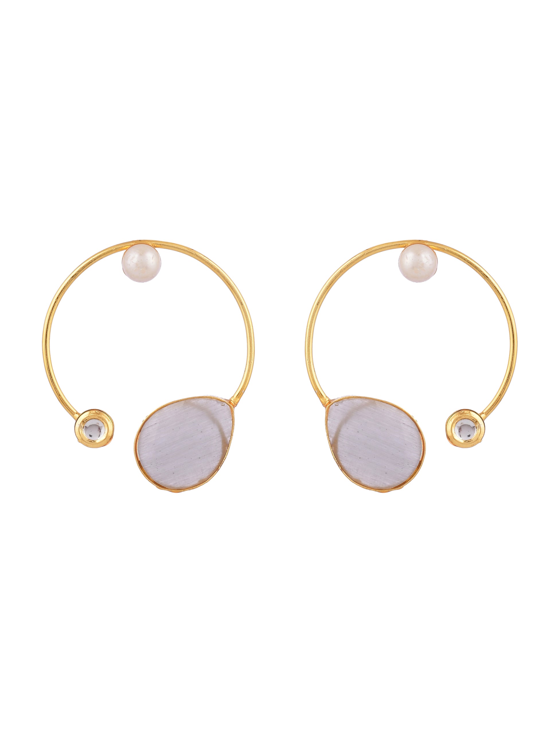 Circuler Hoop Earrings For Classic Look