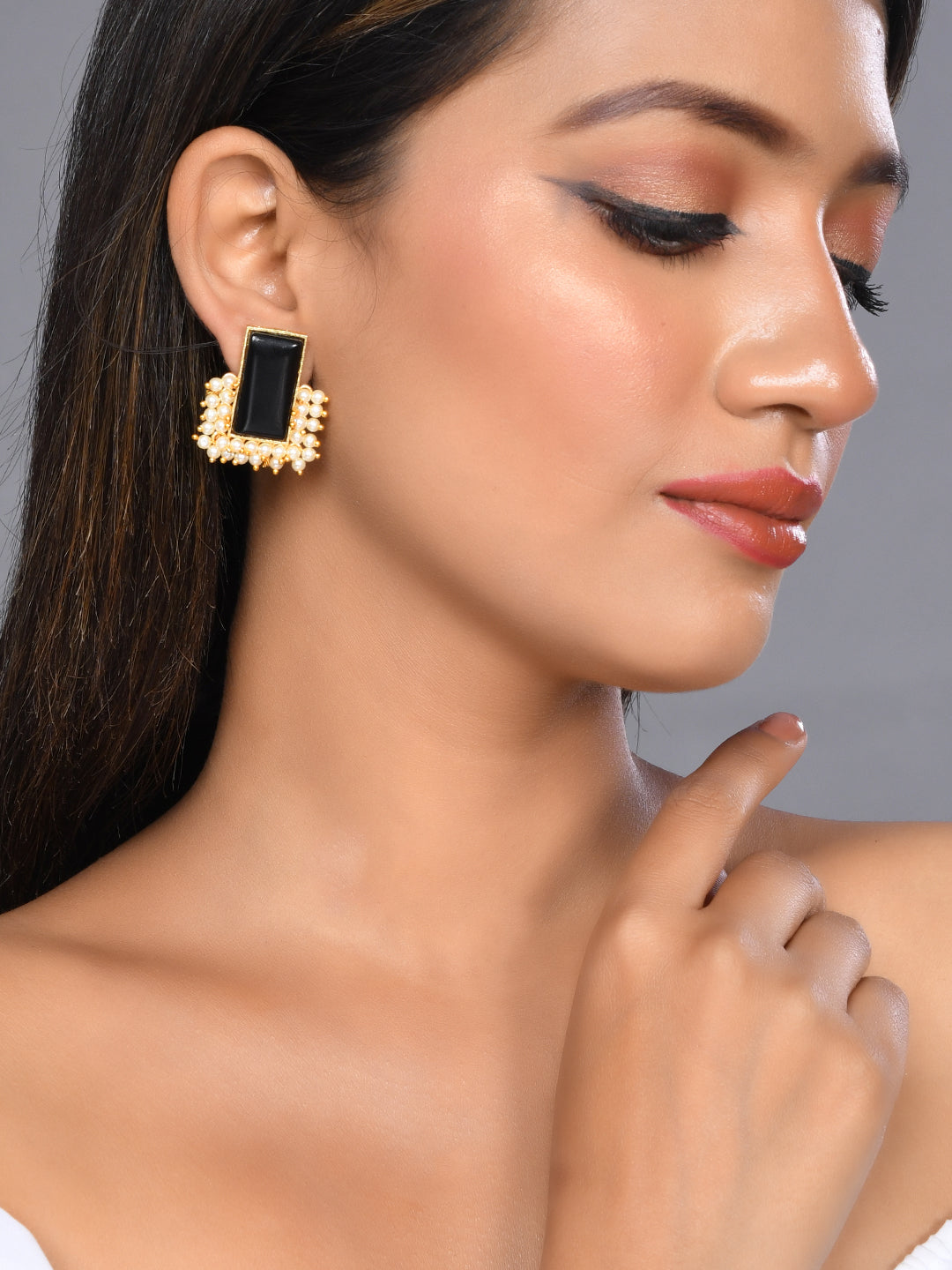 gold plated pearl drop earring