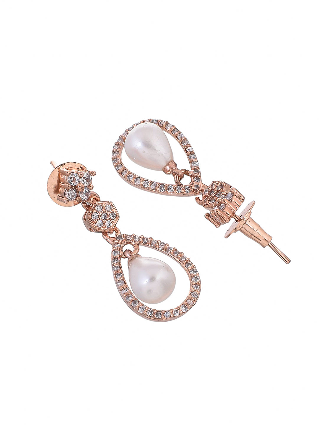 These beautiful White Rose Gold-Plated Cubic Zirconia Drop Earrings are the perfect addition to any outfit. Made with high-quality materials, they feature a stunning rose gold-plated design and sparkling cubic zirconia stones.