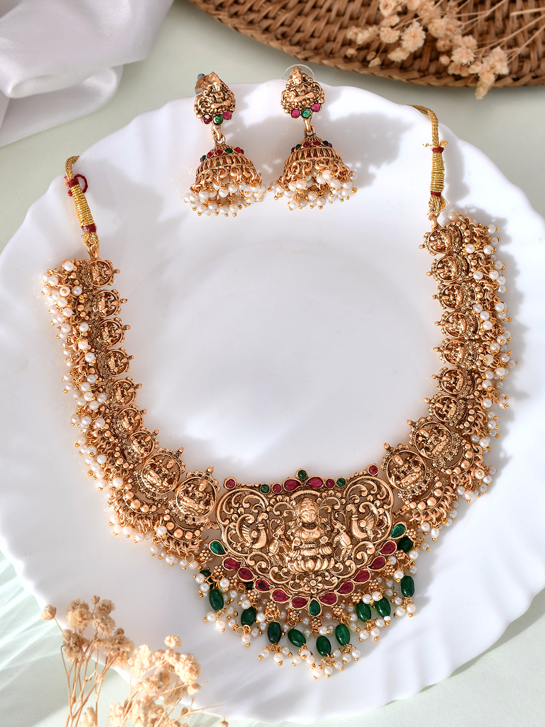 Simple Necklace Sets | Necklaces with earrings & tikkas, simple Indian  designs