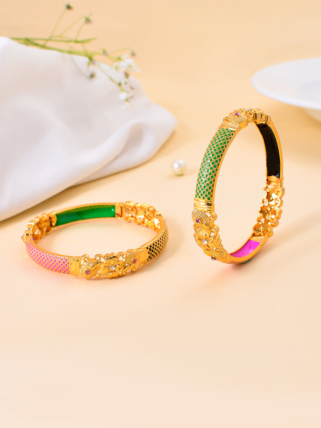 Stylish Gold-Plated Kundan Studded  Bangles