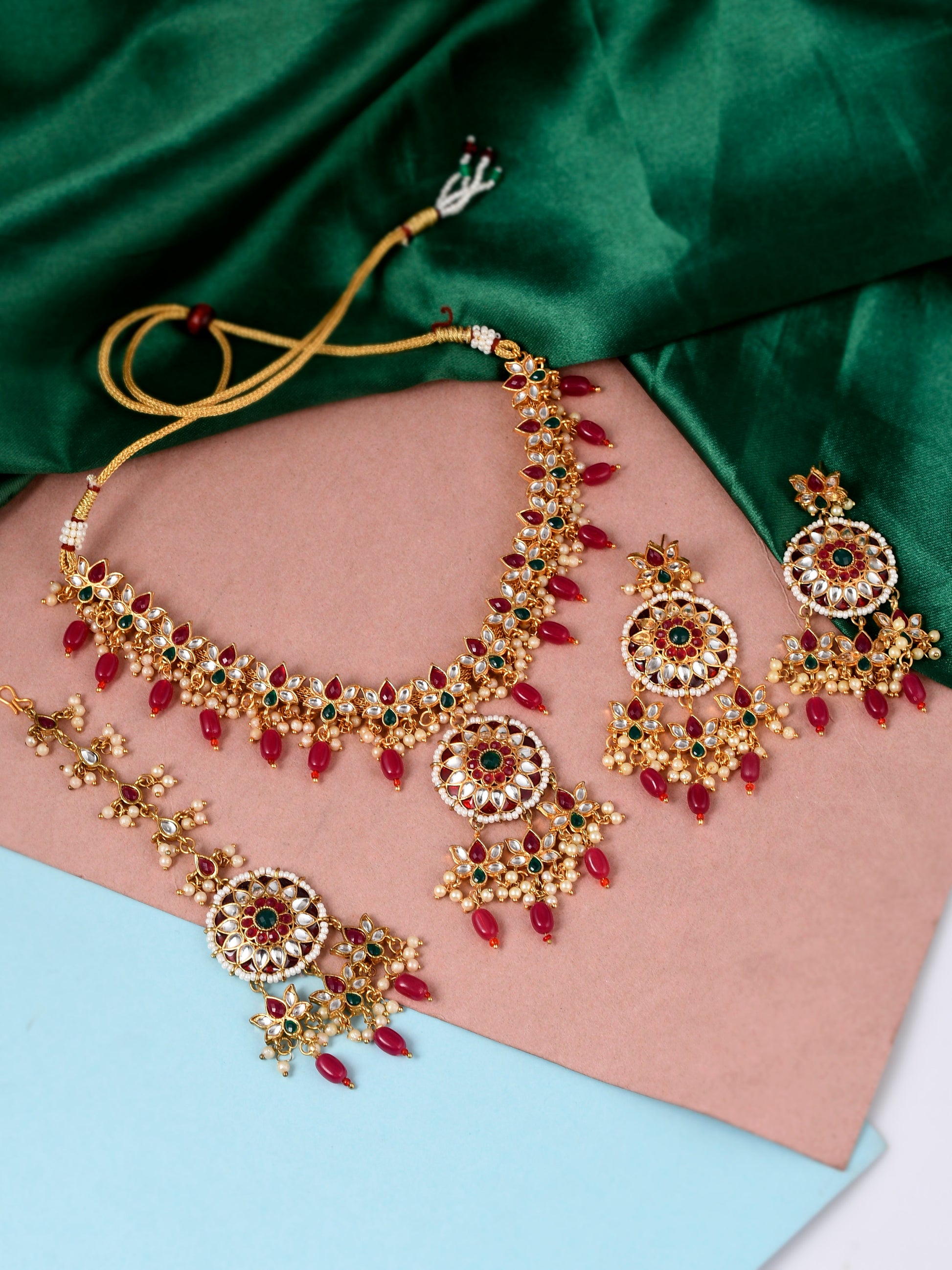 Gold Plated Kundan Stones Ethnic Necklace Jewellery set.