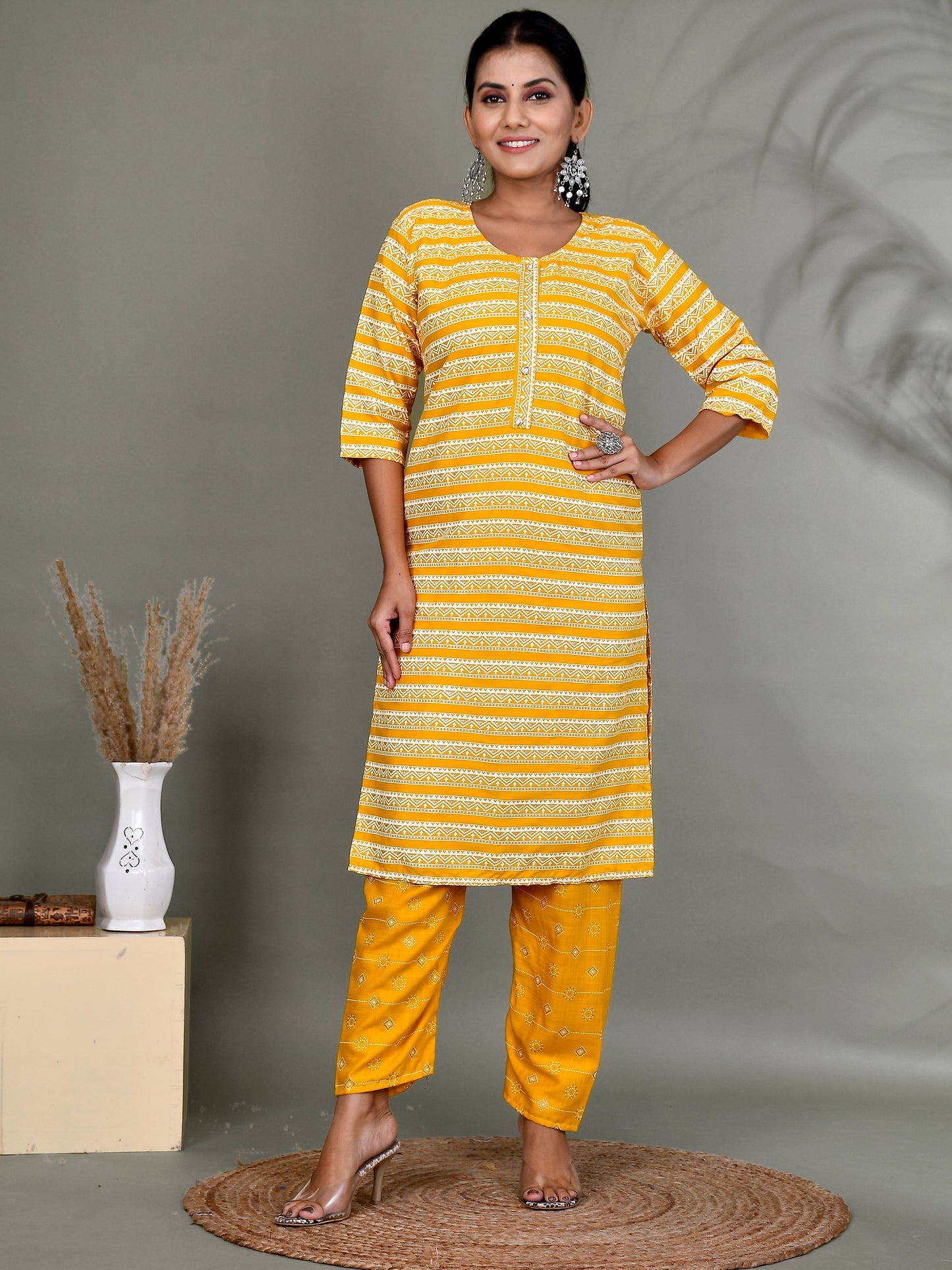 Foil Print Viscose Rayon Kalamkari Straight Kurta With Trouser