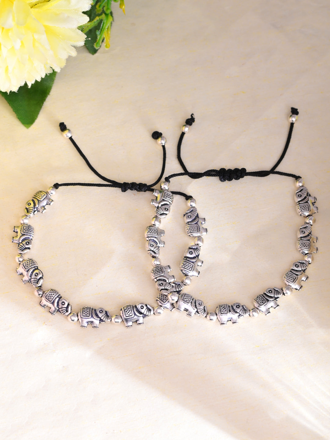 Silver-plated Elephant & Beads  black traed Anklet