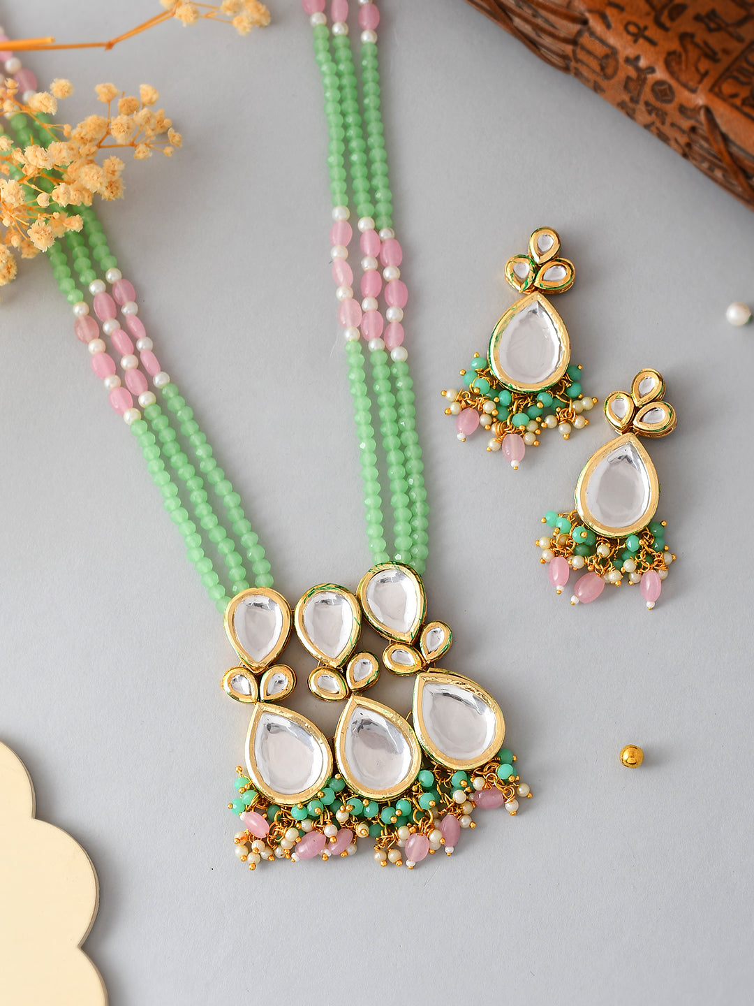  Gold-plated kunden, Green & Pink Beaded Necklace and Earrings