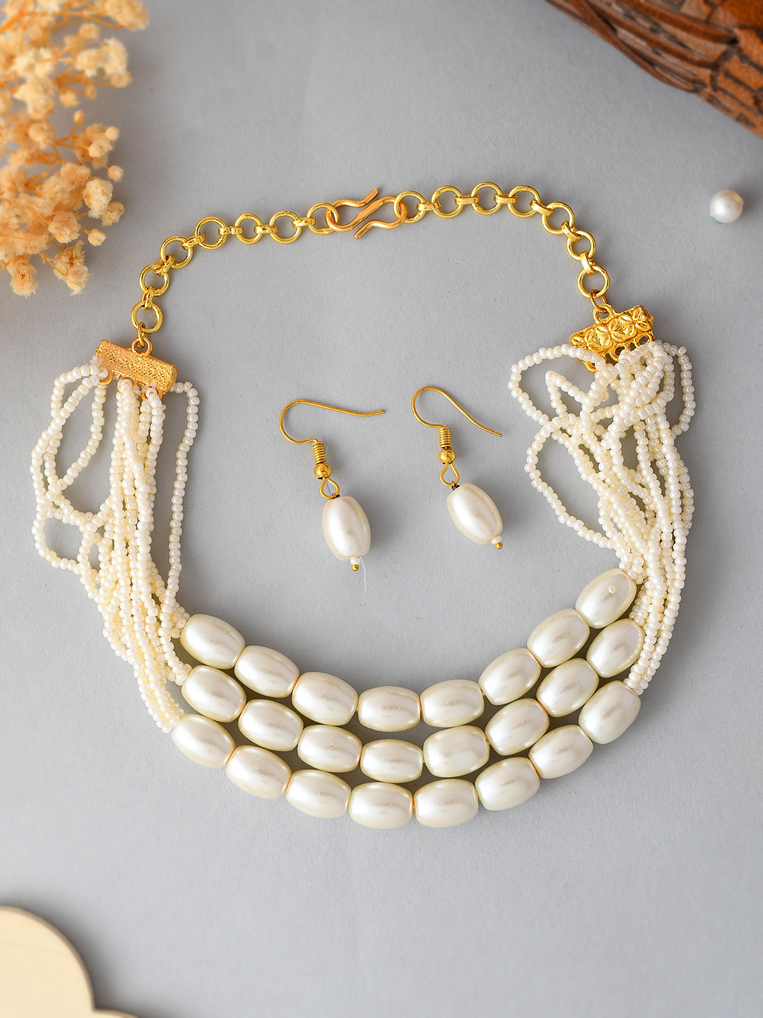 white pearl Beaded Necklace With same Earring