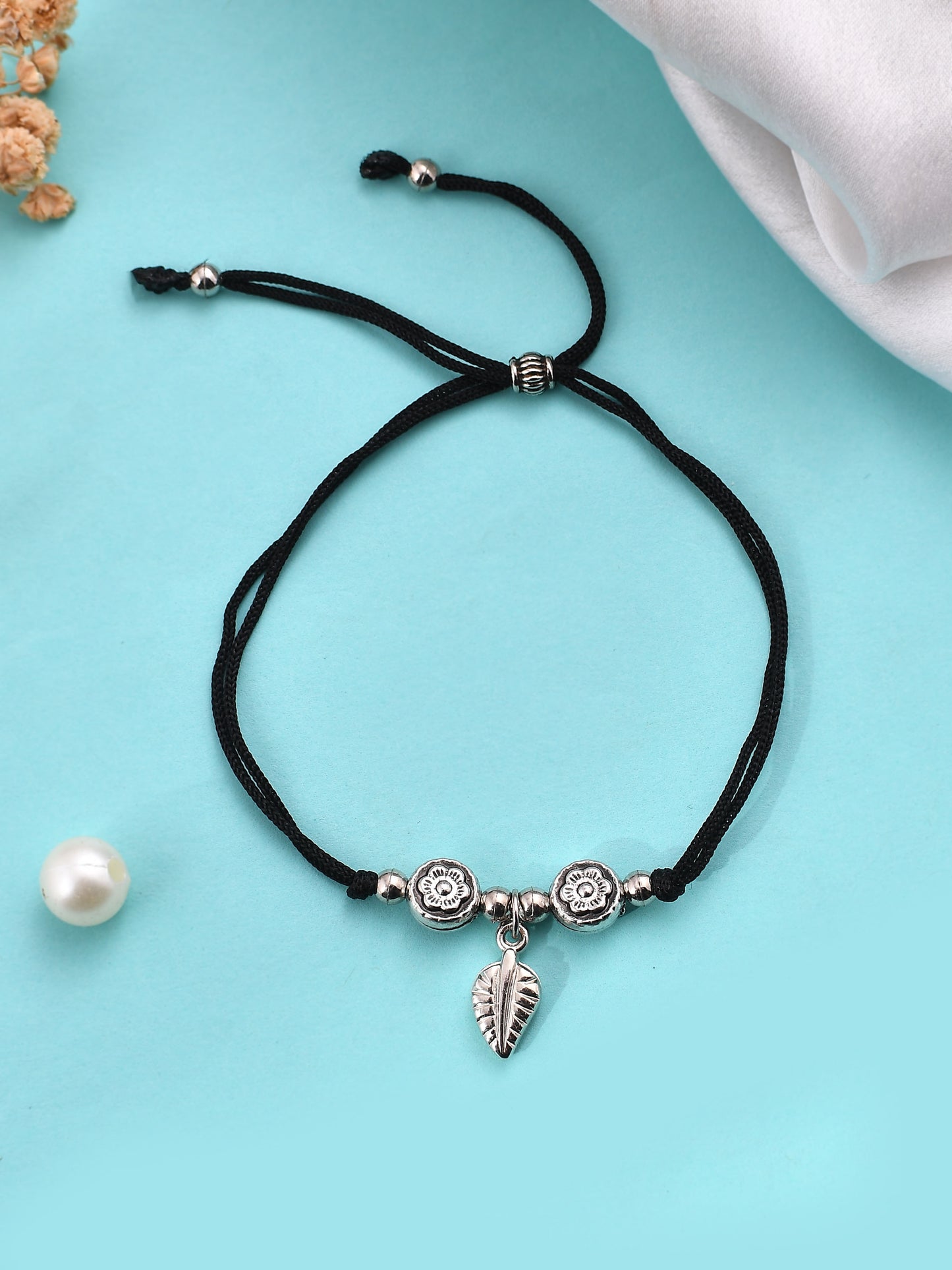 Silver Plated Oxidised Leaf Beaded Threaded Anklet&nbsp;