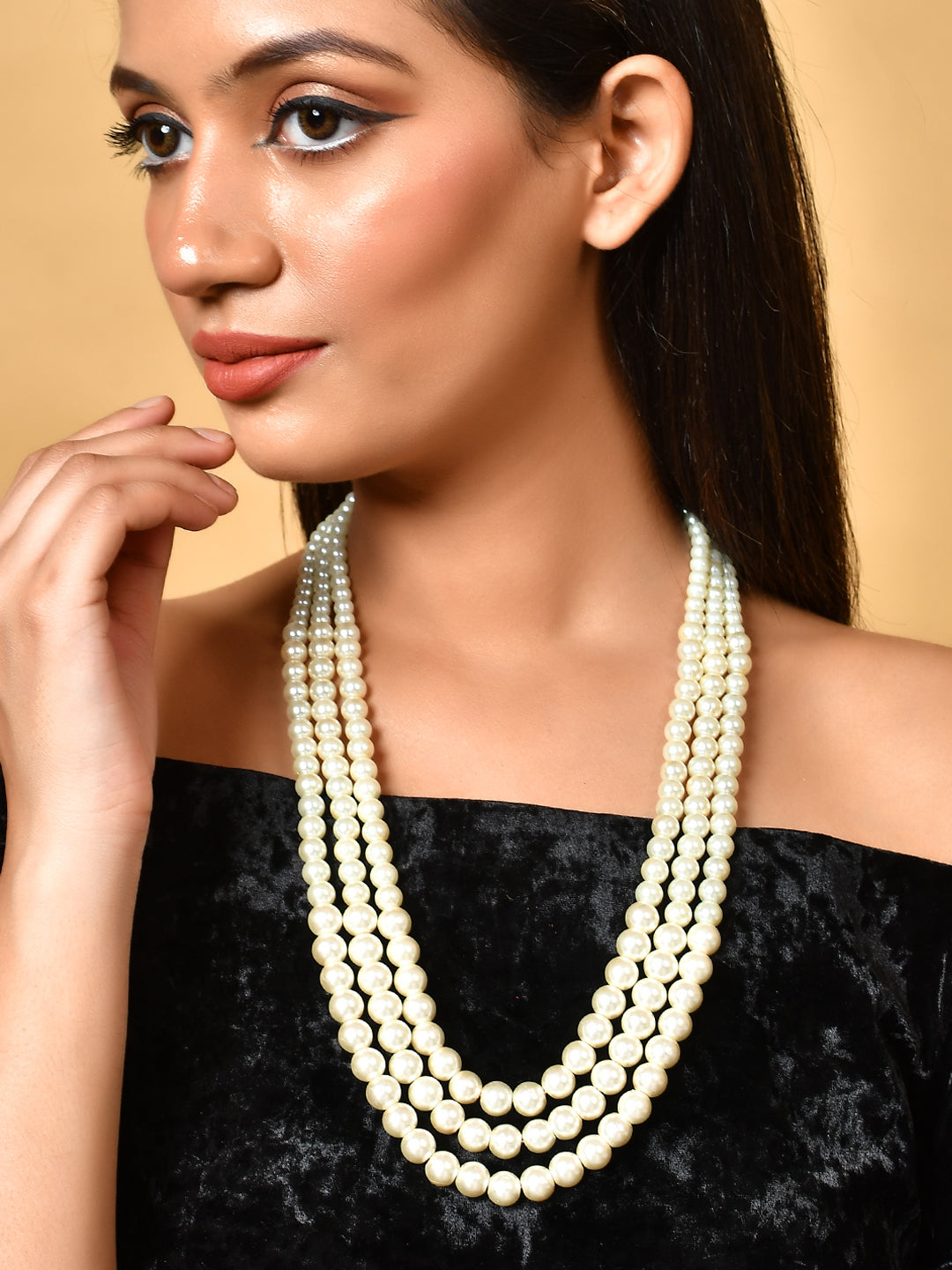 Gold-Plated Layered pearl Necklace