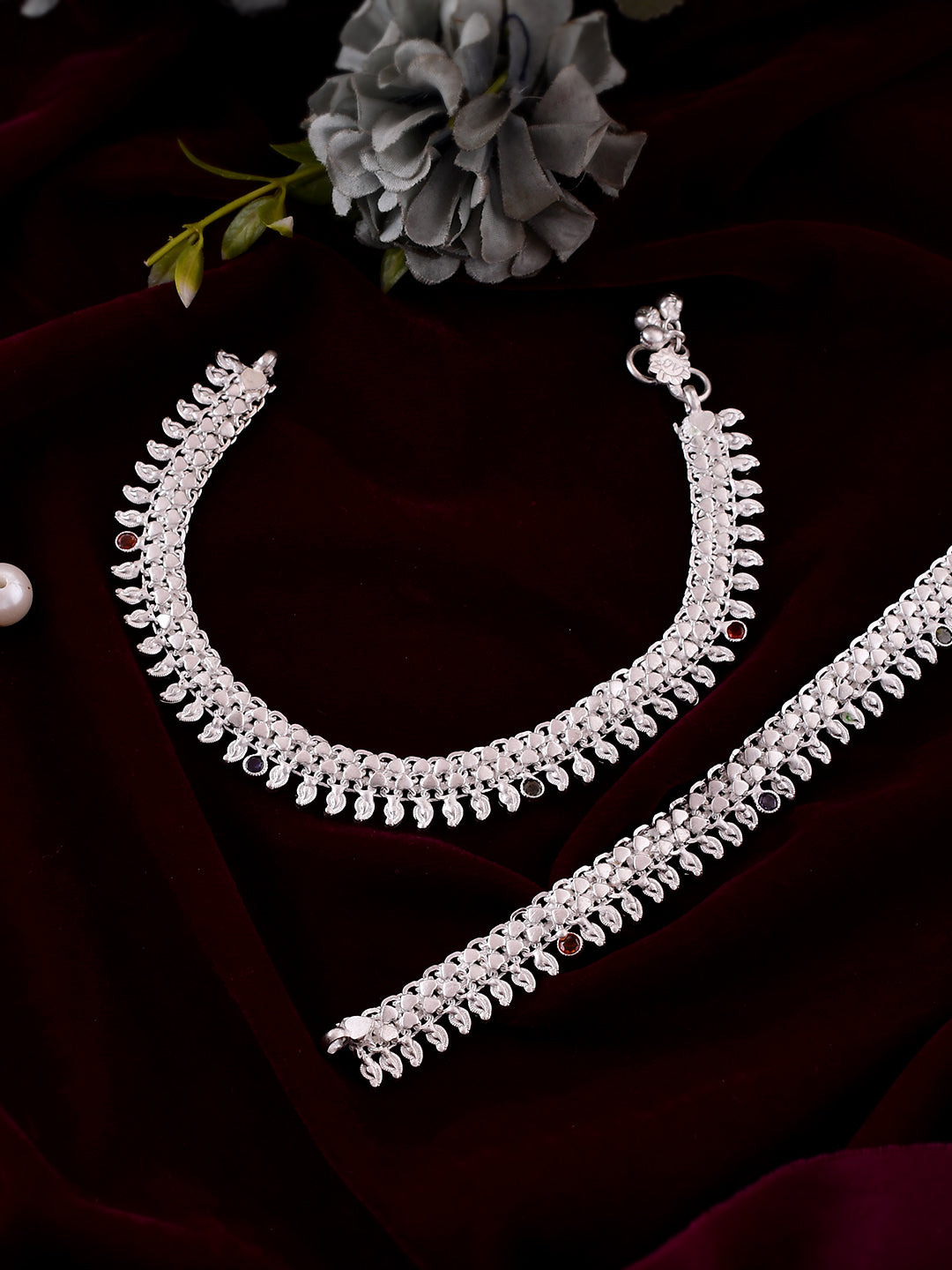 Silver-Plated Traditional Leaf Motif Anklet | Daily Wear Jewellery For Women