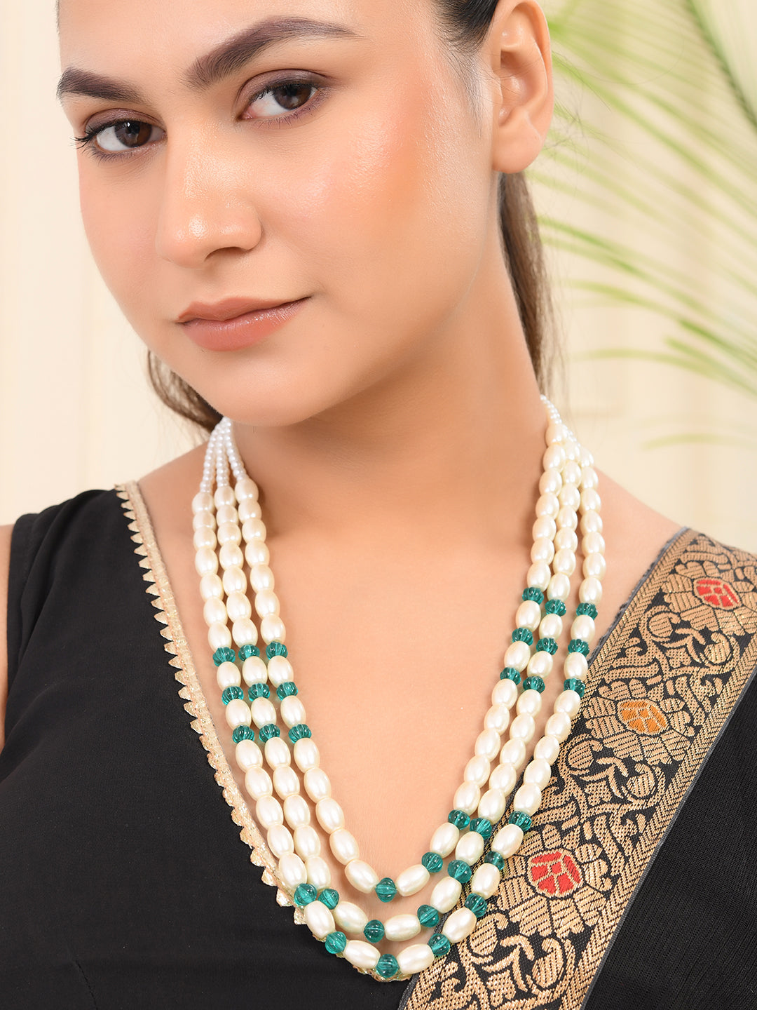 Pearl layered Necklace