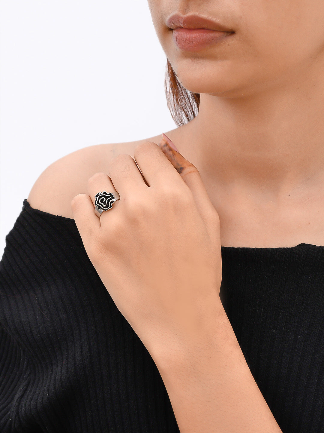 Vintage Style Silver Filigree Ring