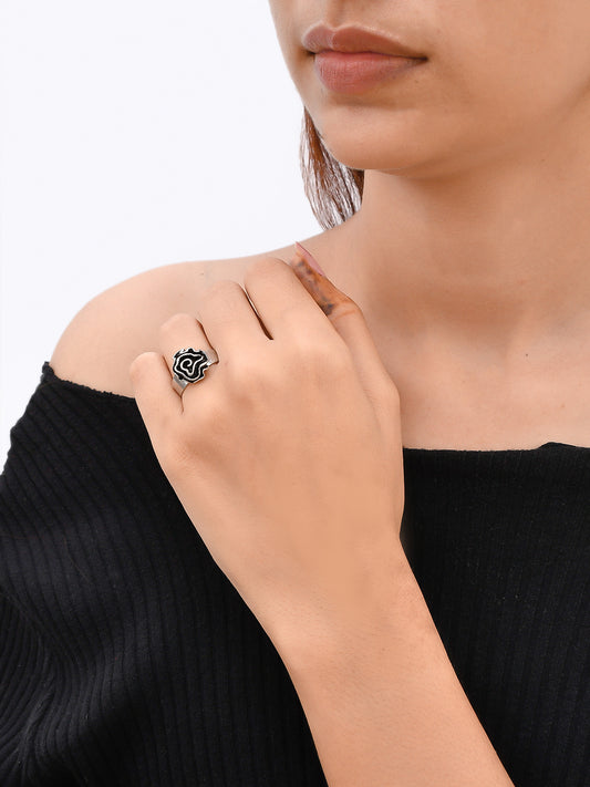 Vintage Style Silver Filigree Ring