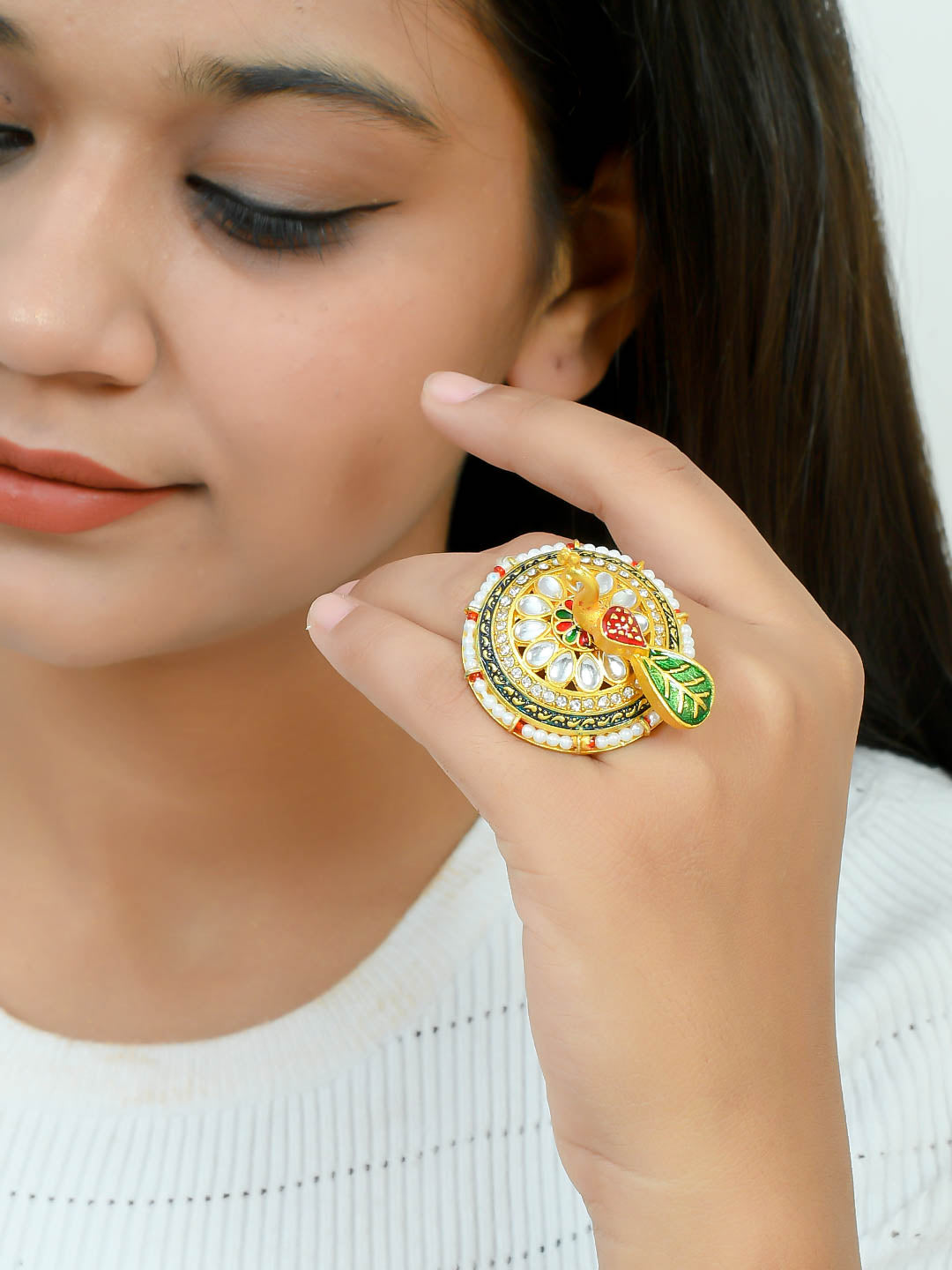 Traditional Gold-Plated Circular Ring with Precious Stone Embellishments