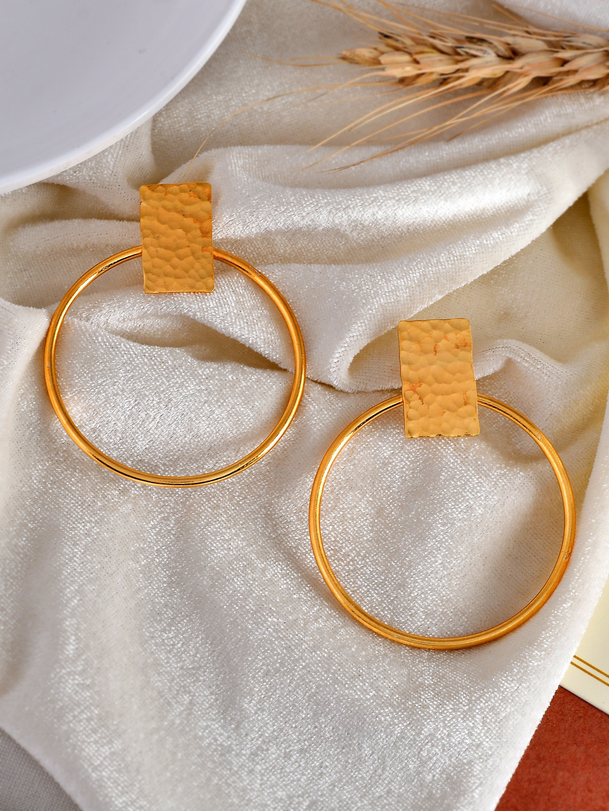 Amazon.com: Large star gold brass hoop earrings cowgirl western  southwestern dangle earrings for men women : Handmade Products