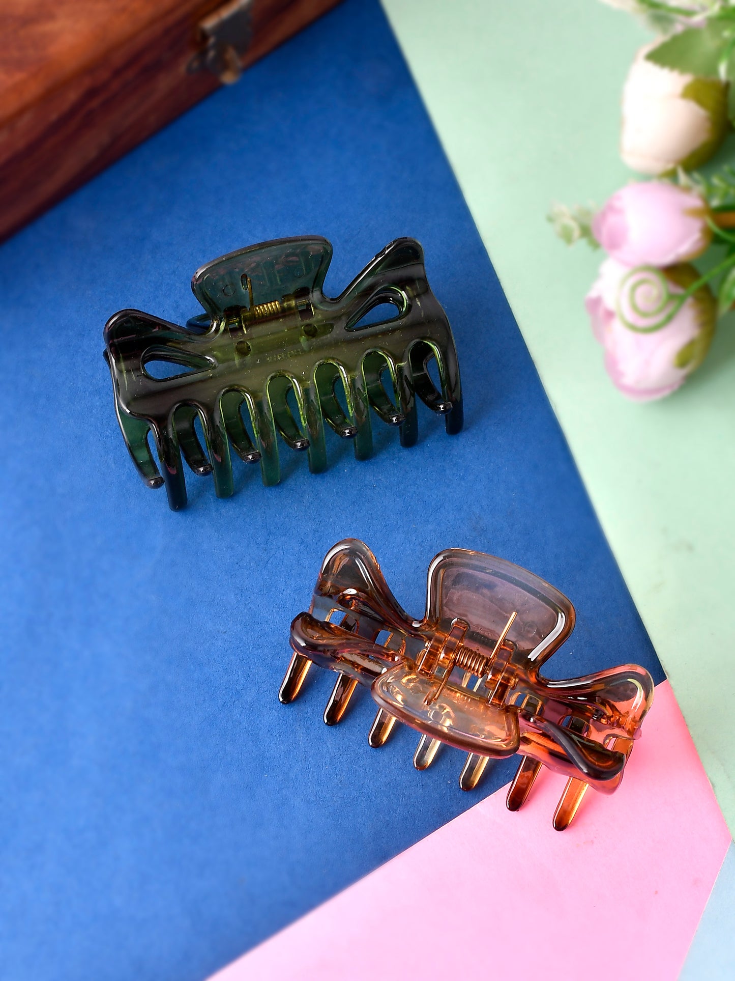 Set of 2 Green & Brown Claw Clips for Women Online