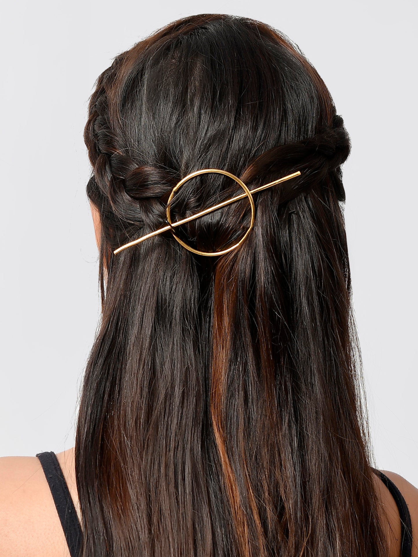 Circular Gold Plated Hair Accessory for Women Online