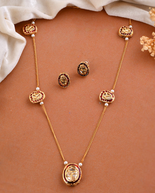 Kundan Pendant Necklace Set with Stud Earrings for Women | Minimal Traditional Teardrop Kundan Jewellery Set