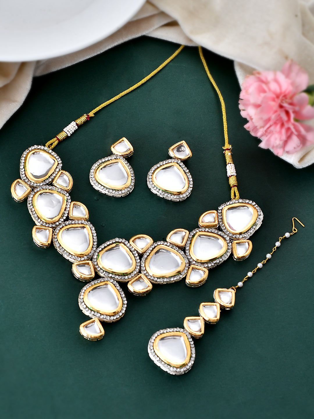 Ethnic Kundan Jewellery Set