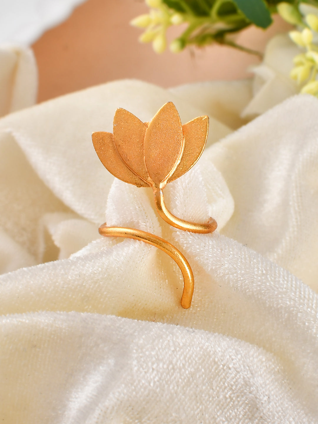 Western Unique Lotus Designer Finger Ring