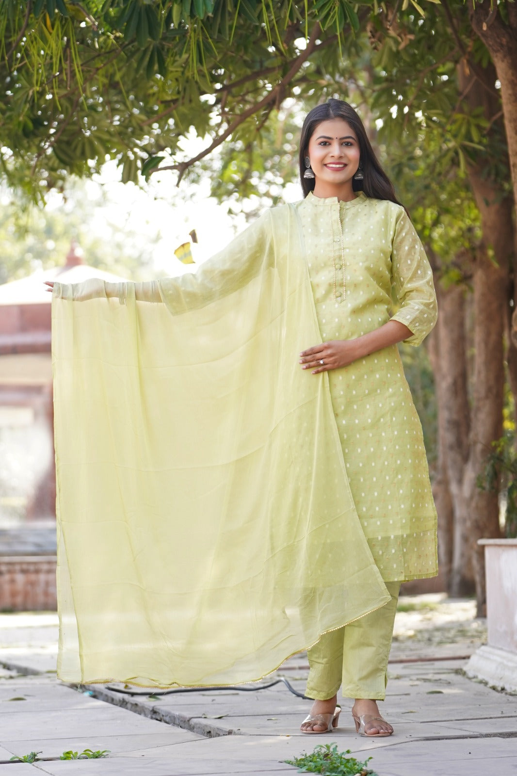 Women Zari work Pure Chanderi Silk With Dupatta Kurta Set