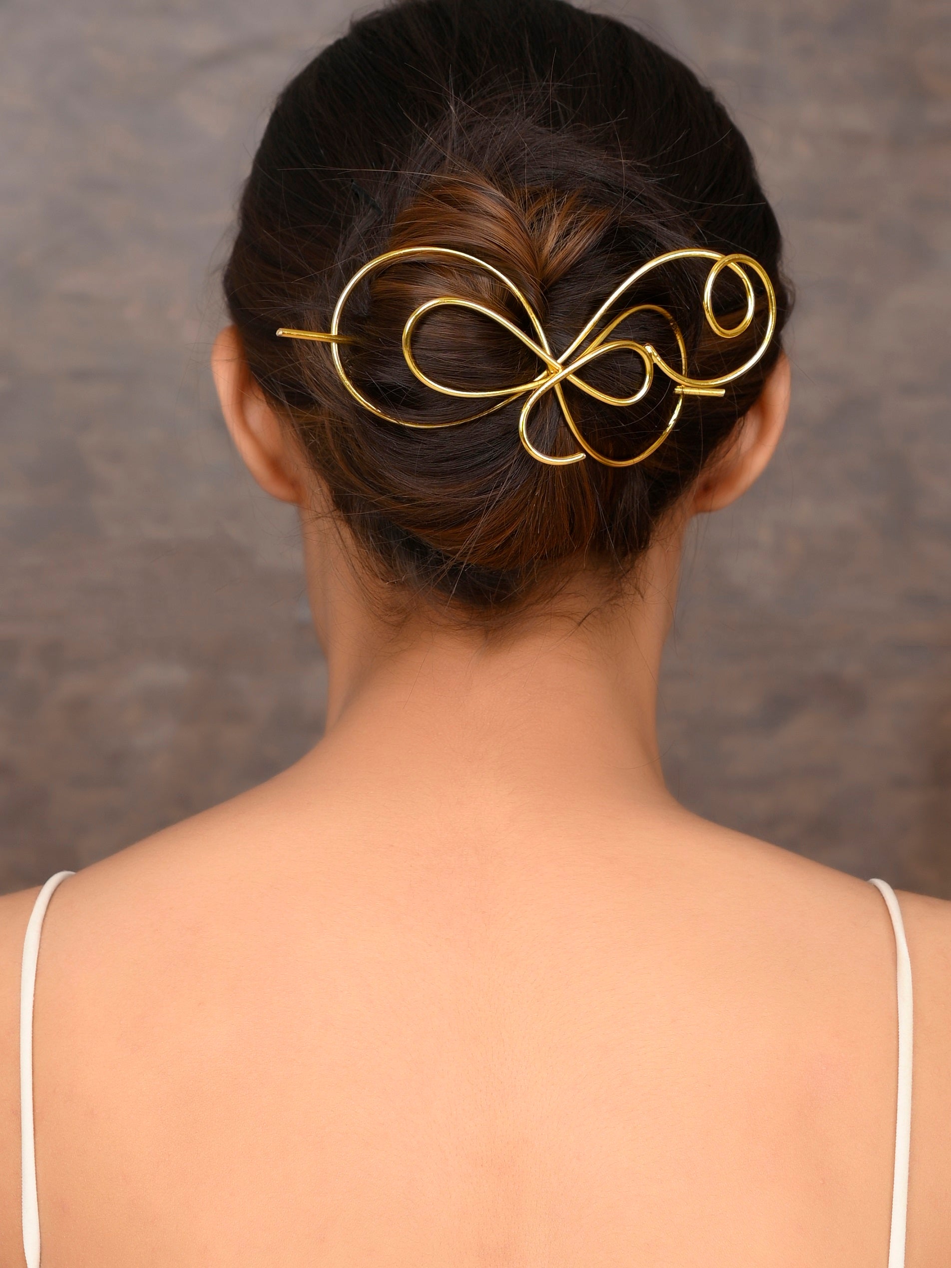 Women Gold Toned Embellished Hair Accessory Set