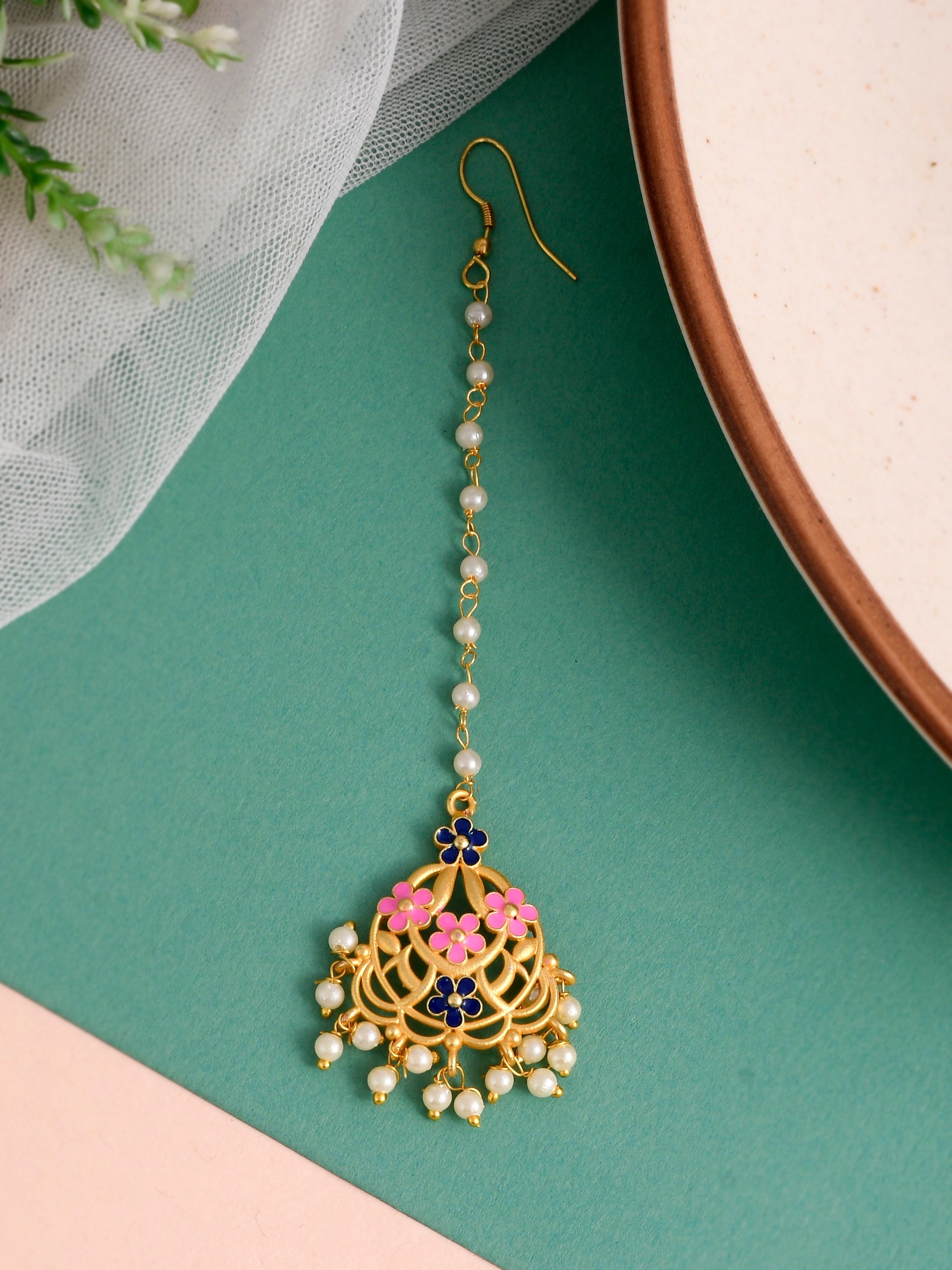 Buy I Jewels Traditional Kundan & Pearl Chandbali Earrings with Maang Tikka  Set for Women/Girls (TE2800FLM) at Amazon.in