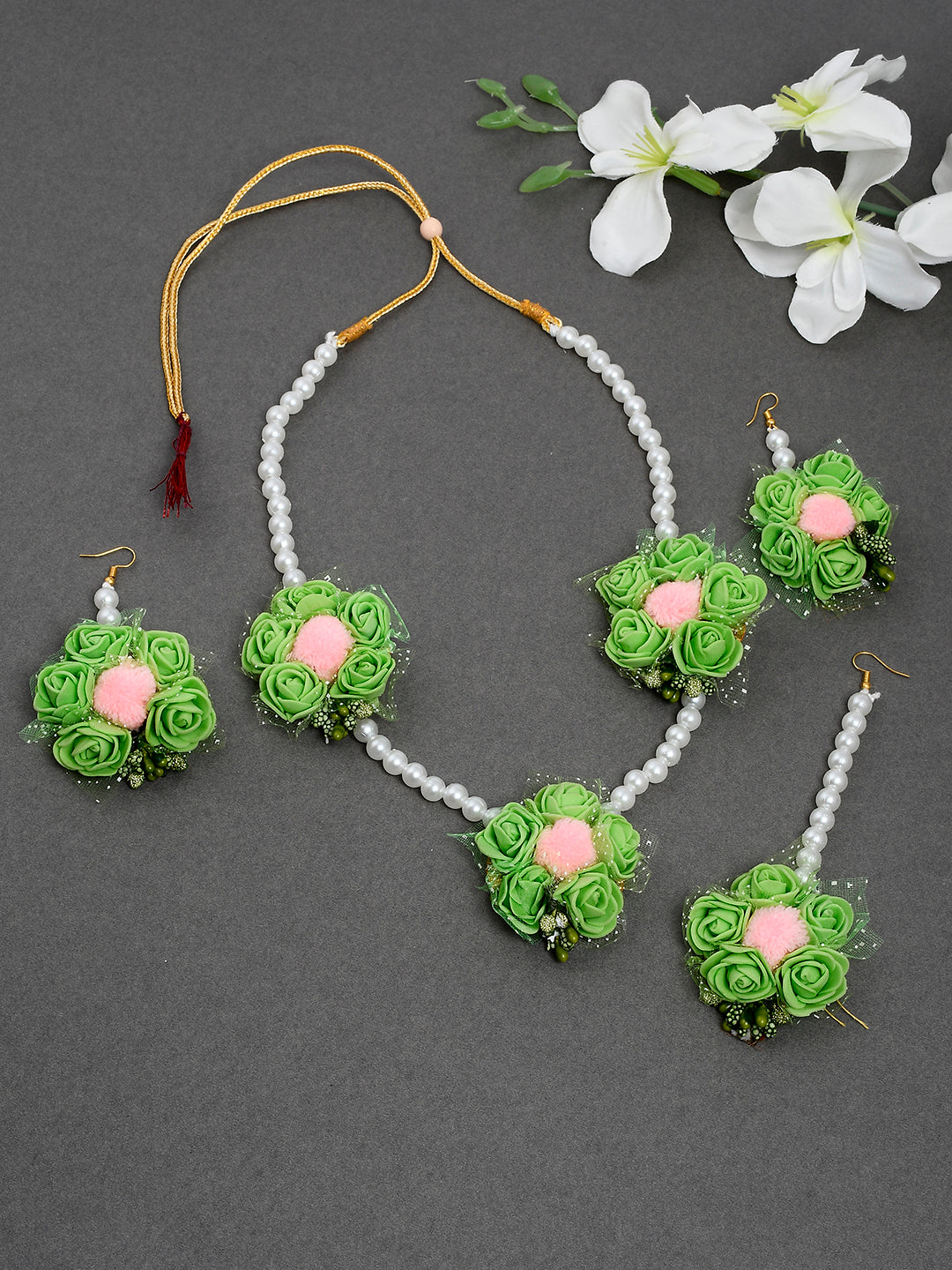 Buy CLARA 925 Silver Rhodium Plated Swiss Zirconia Green Flower Pendant  Necklace for Women Online