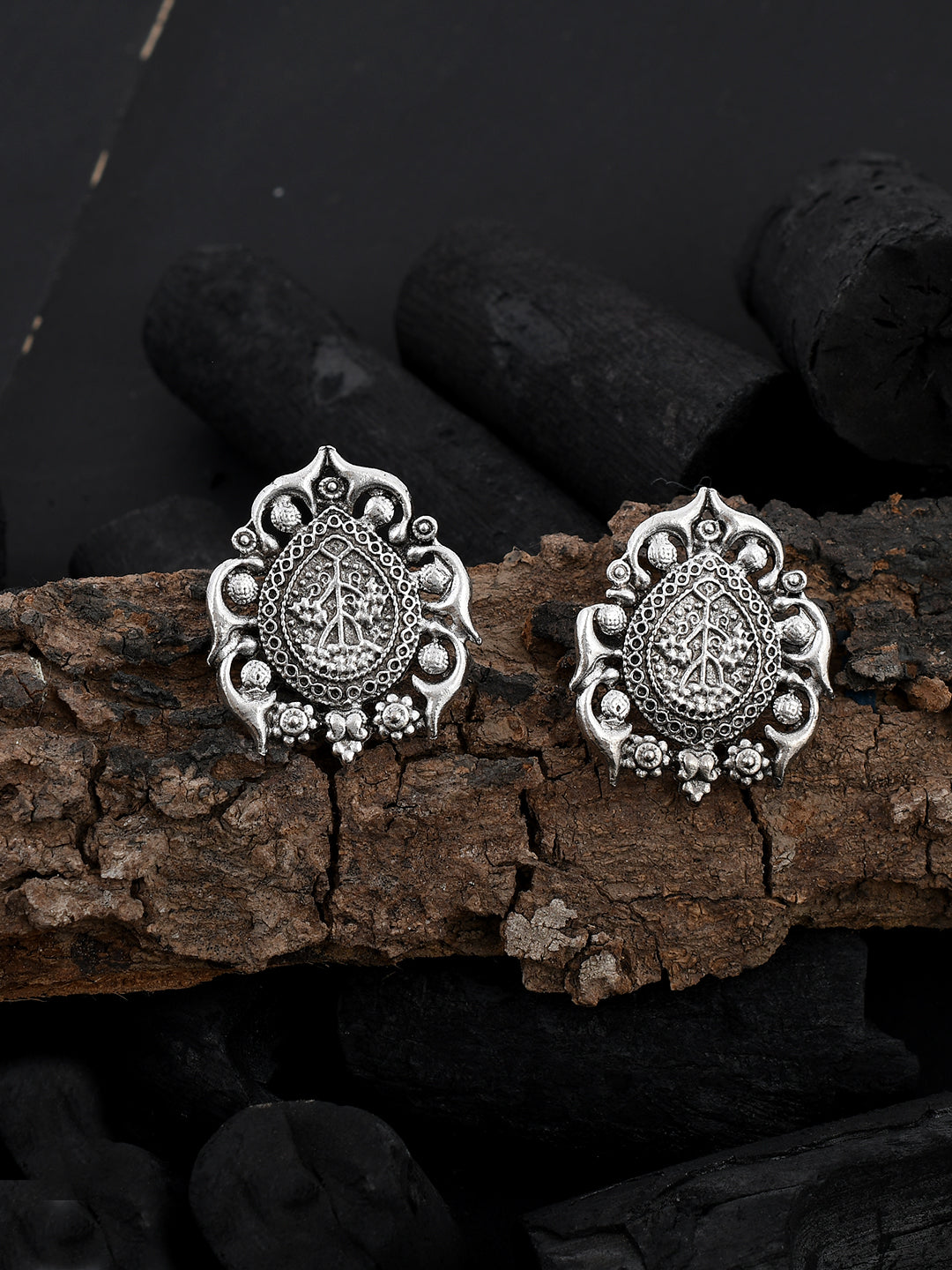 Kirti Kulhari Stud Earrings for Women Online