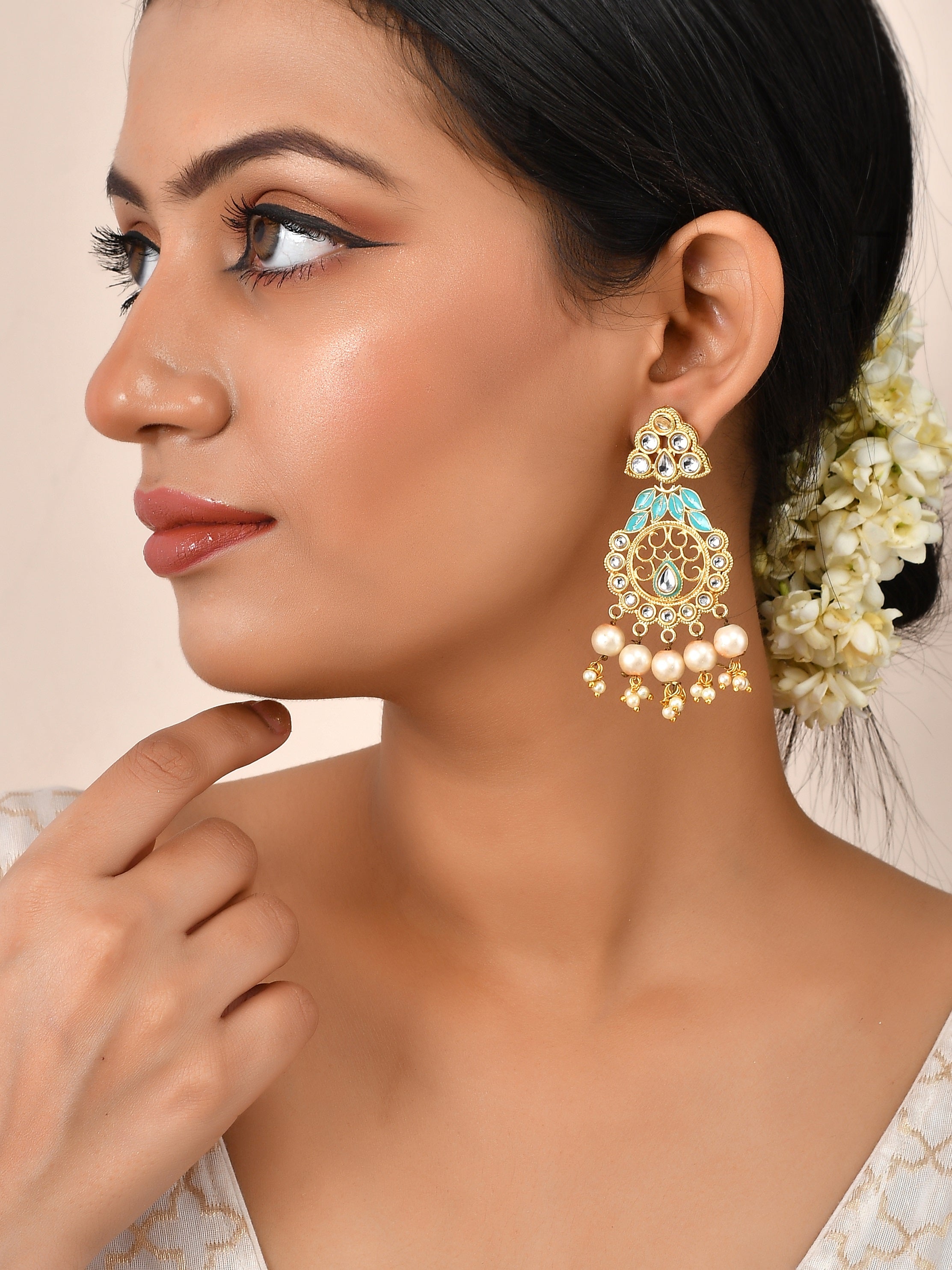 Uncut Kundan designer chandbali earring | Chandbali earrings, Chandbali,  Pearl drop