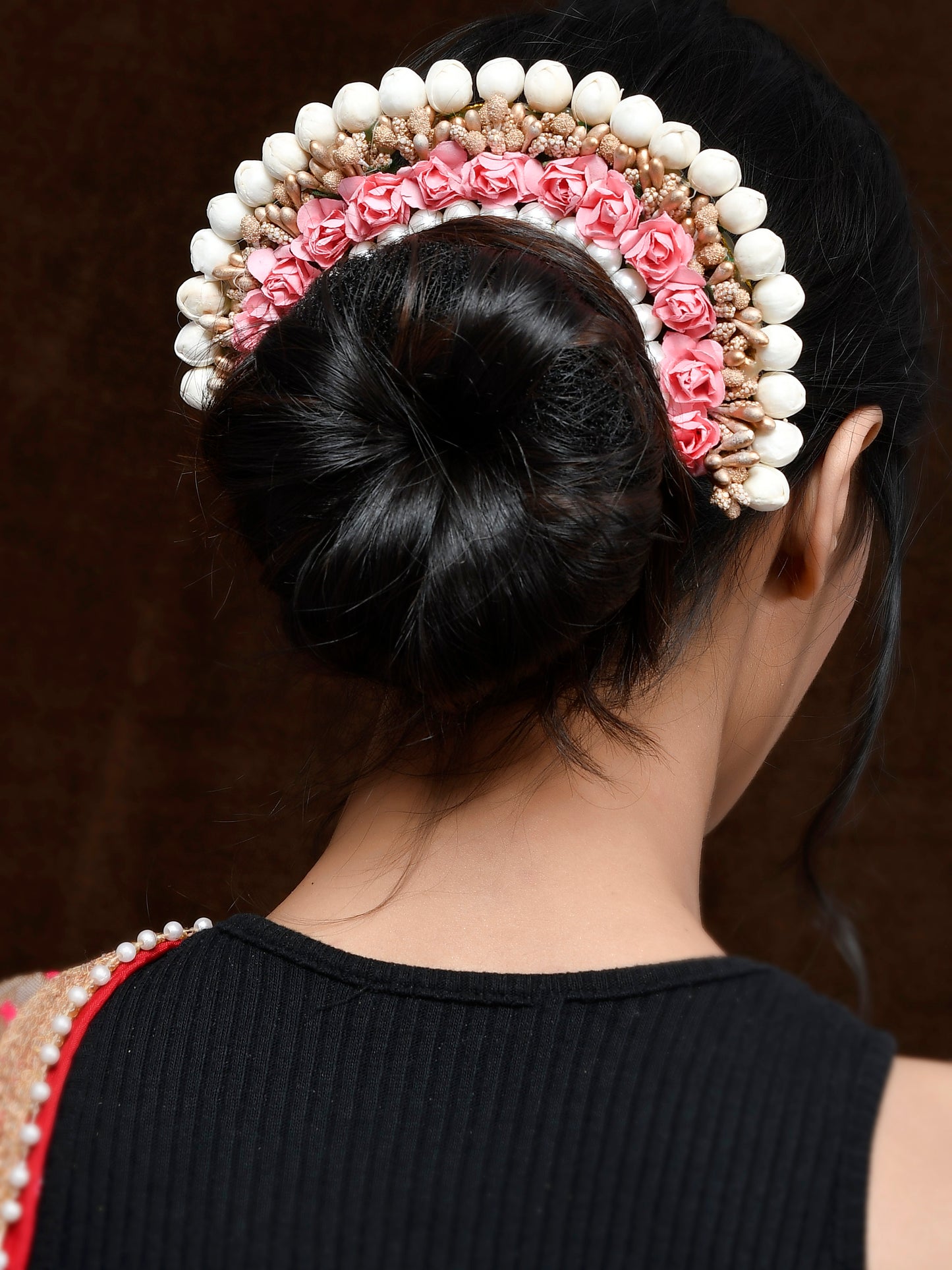 Women Peach Gold Toned Embellished Hair Accessory Set