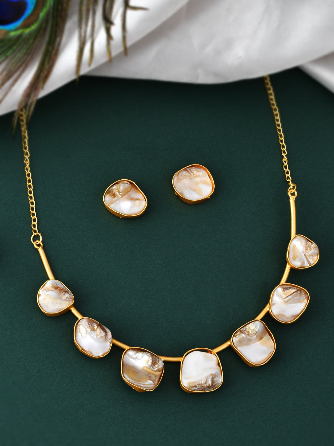 Gold Plated Stone Western Necklace With Earrings