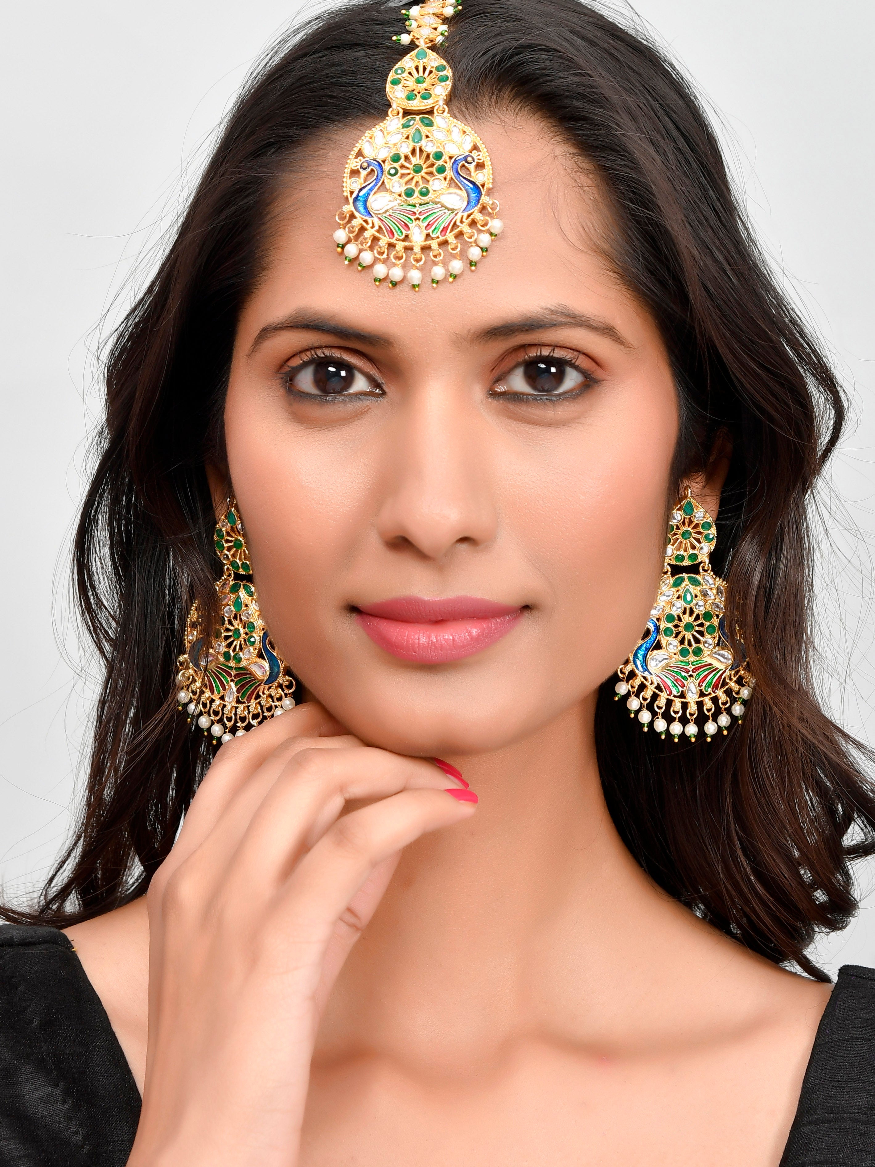 Peora Ethnic Gold Plated Kundan Pearl Studded Earrings and Maang Tikka Set  Traditional Jewellery for Girls & Women (White) : Amazon.in: Jewellery