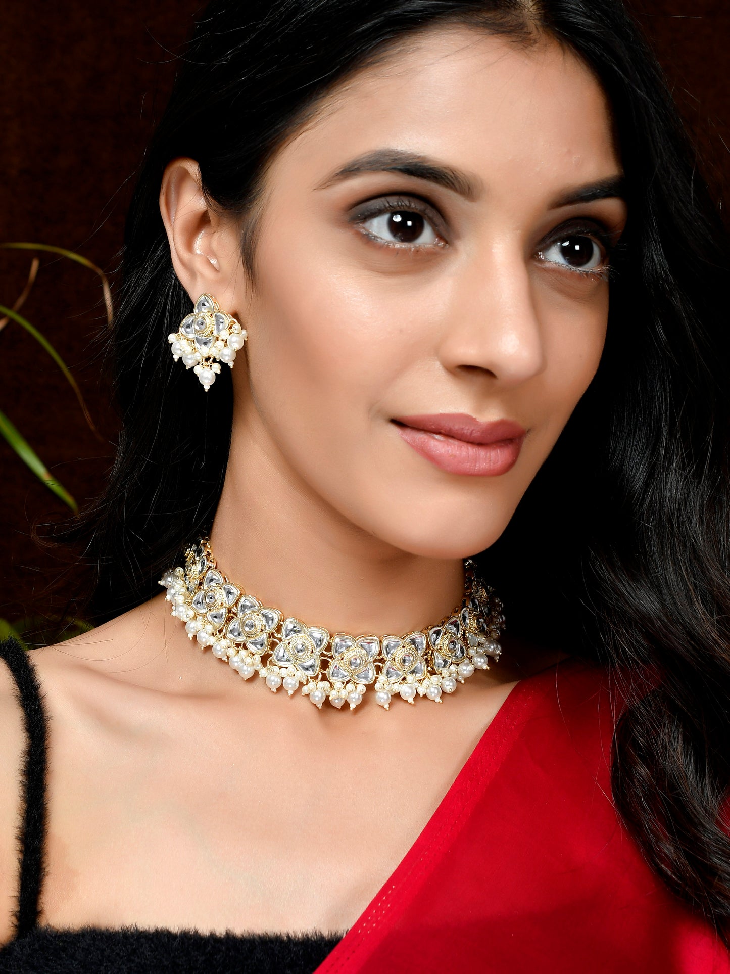 Gold Plated & Kundan Studded Choker Jewellery Sets for Women Online