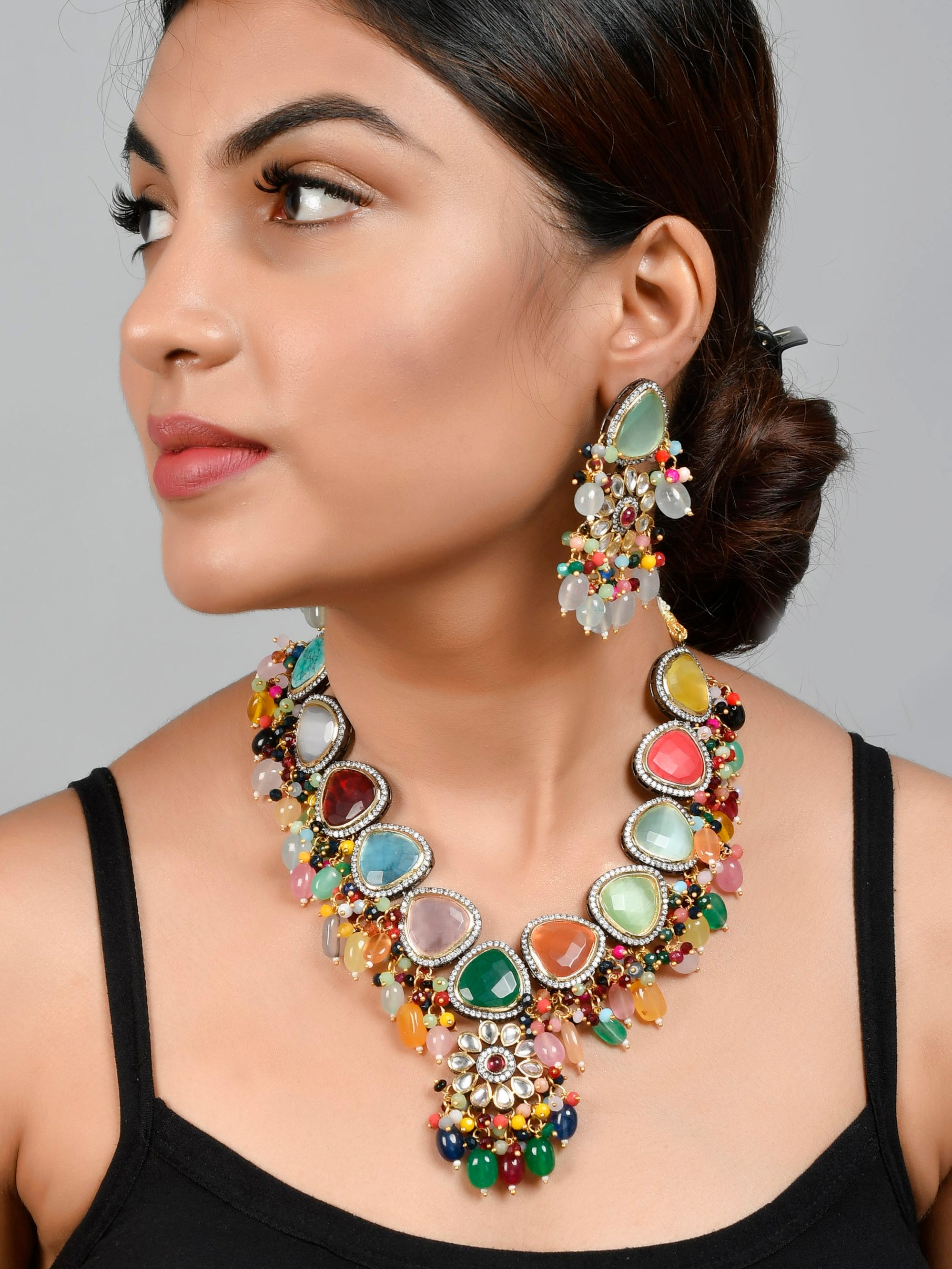 Multicolor 2024 kundan necklace