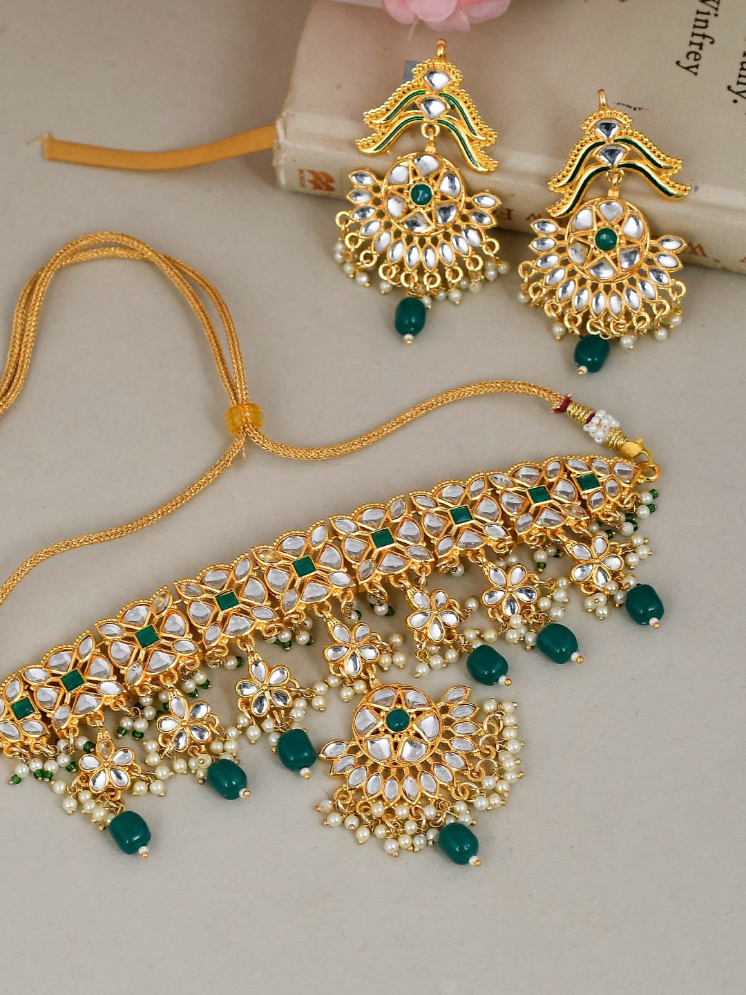 Green Kundan Traditional Choker Jewellery Set