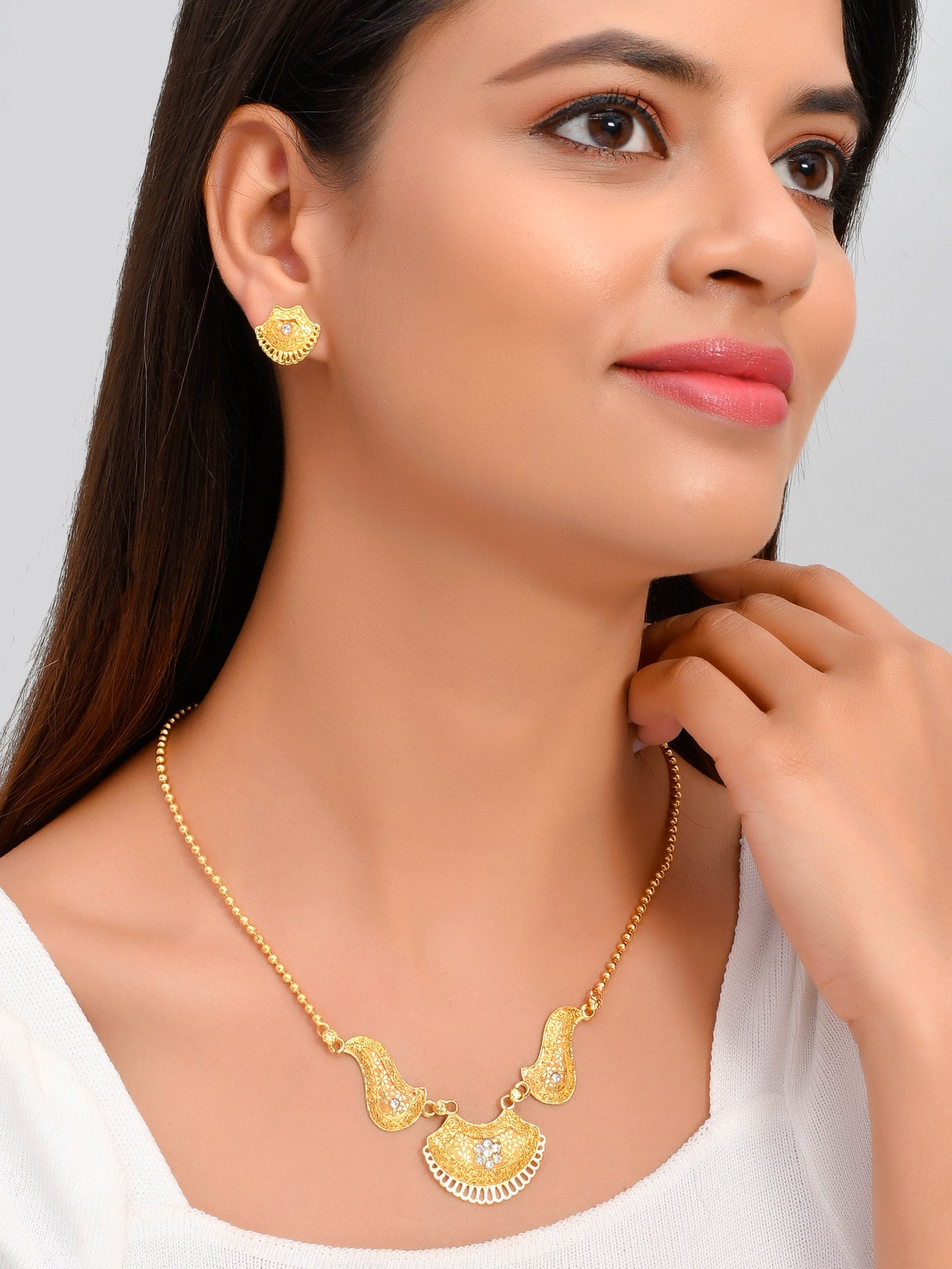 Golden Long Pendant Necklace Set