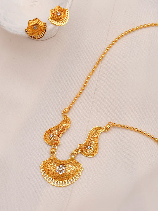 Golden Long Pendant Necklace Set for Women Online