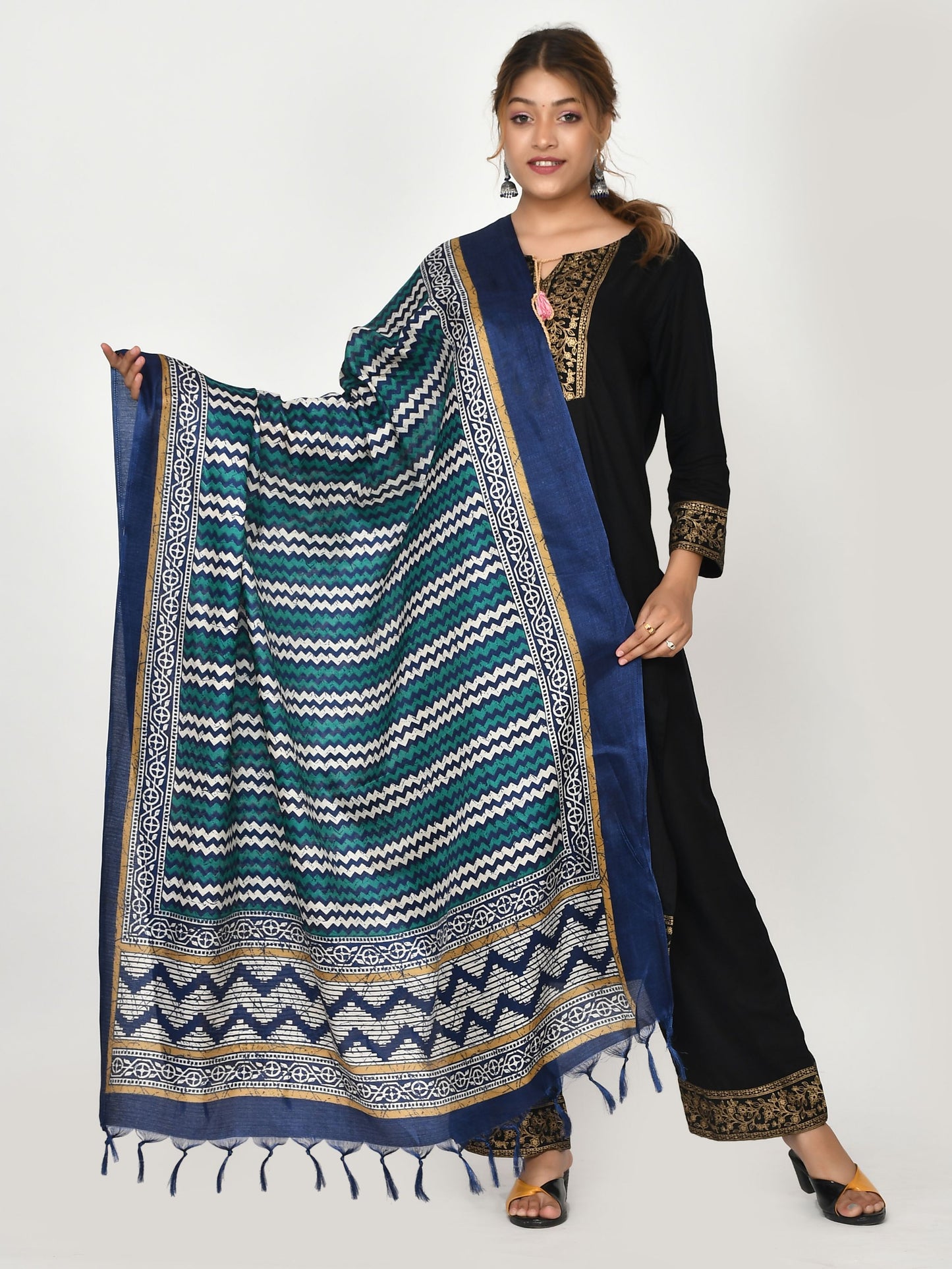 Designer kesarya blue green geometric printed dupatta